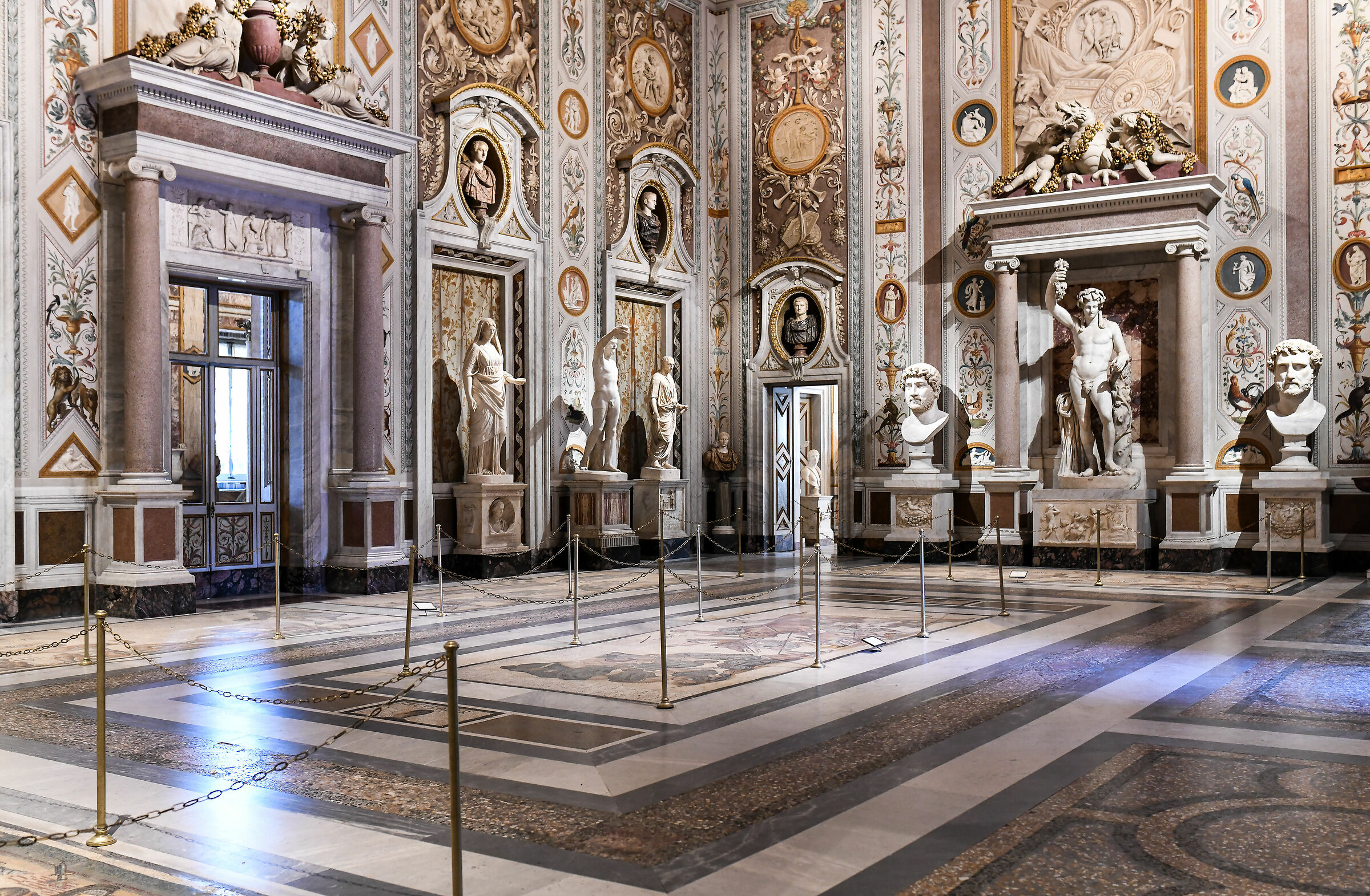 Gallery Borghese-Salone Mariano Rossi