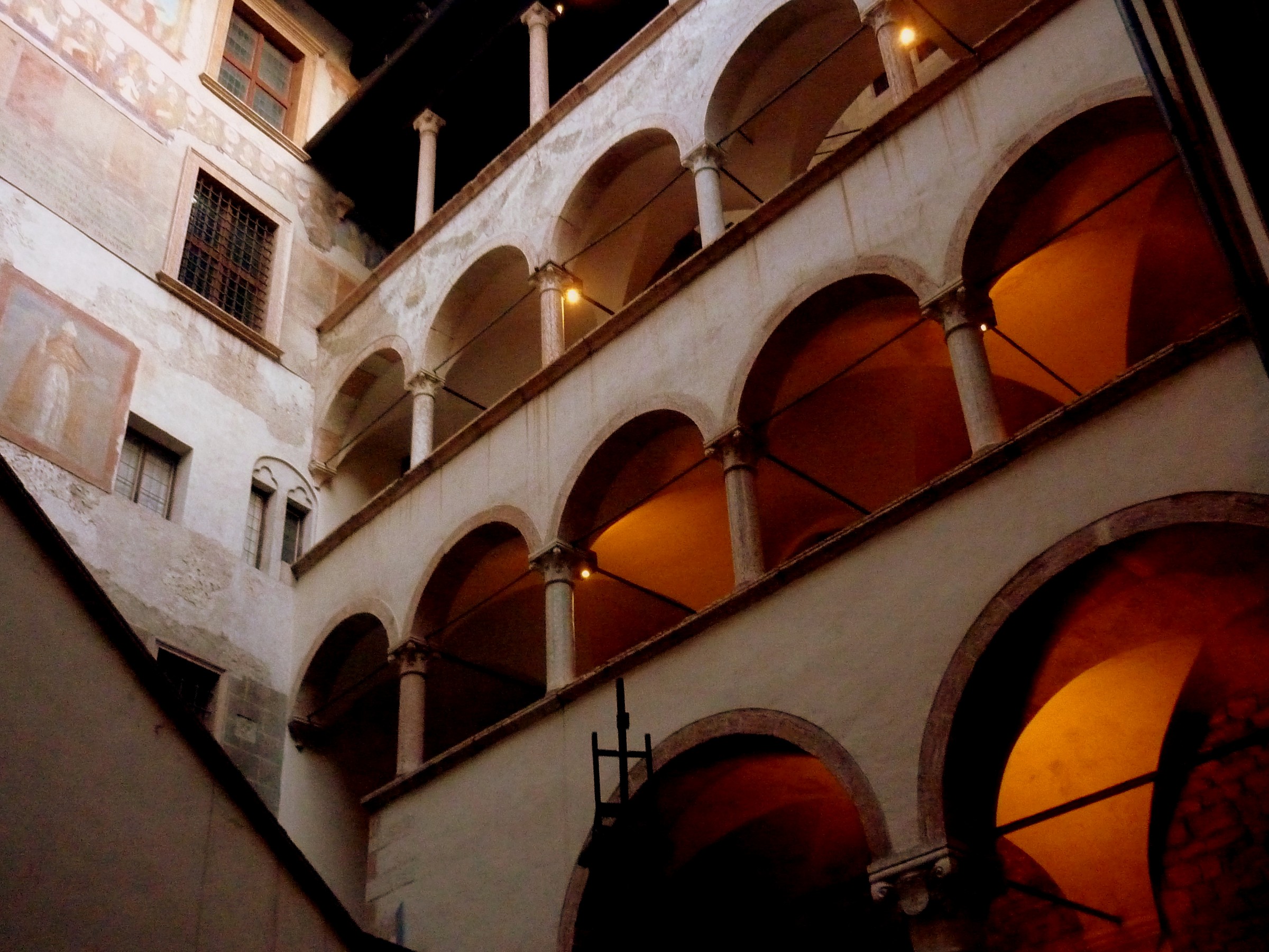 Glimpse Castle Buoncosiglio - Trento-