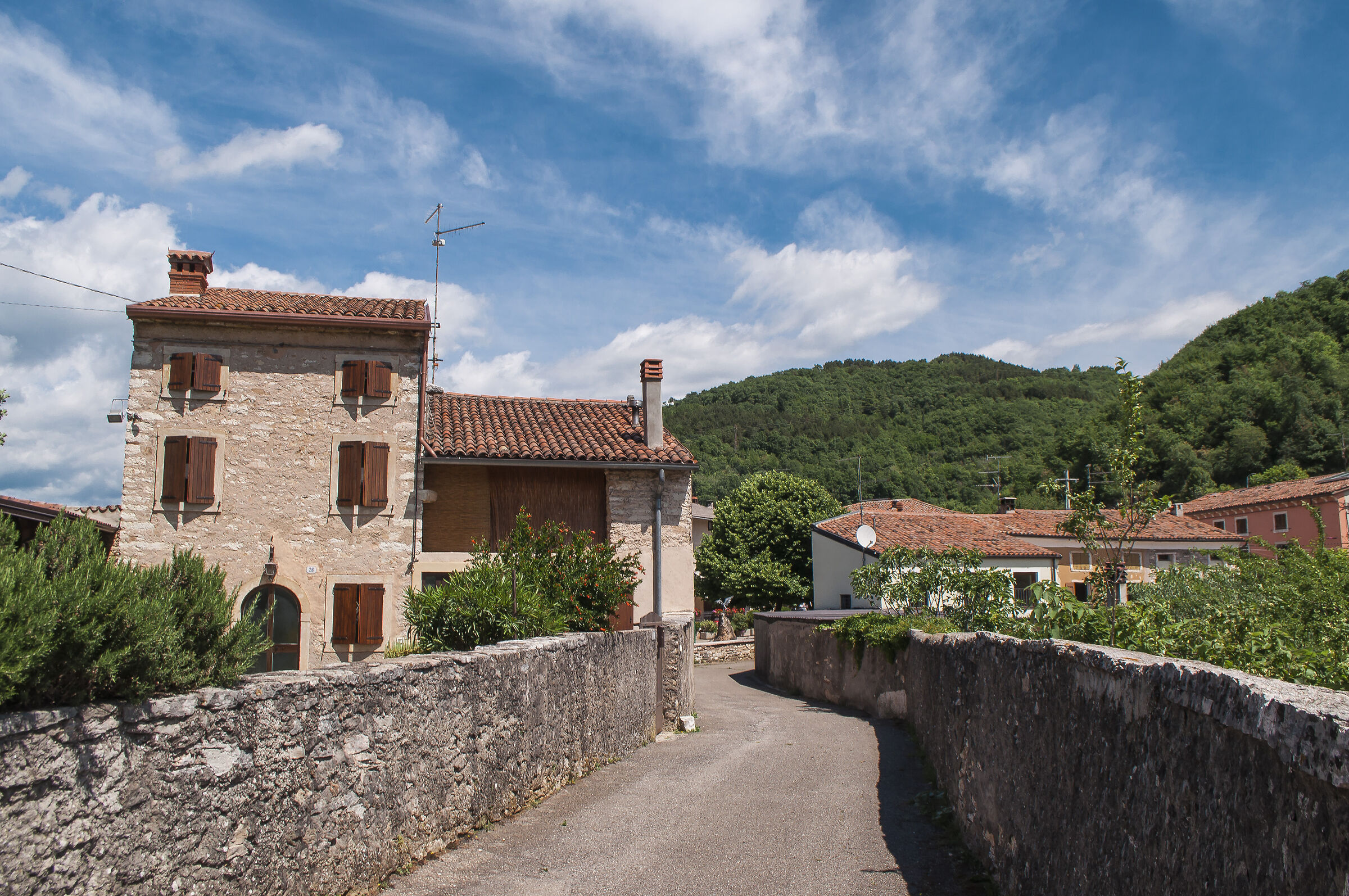 C'è una casetta piccola così