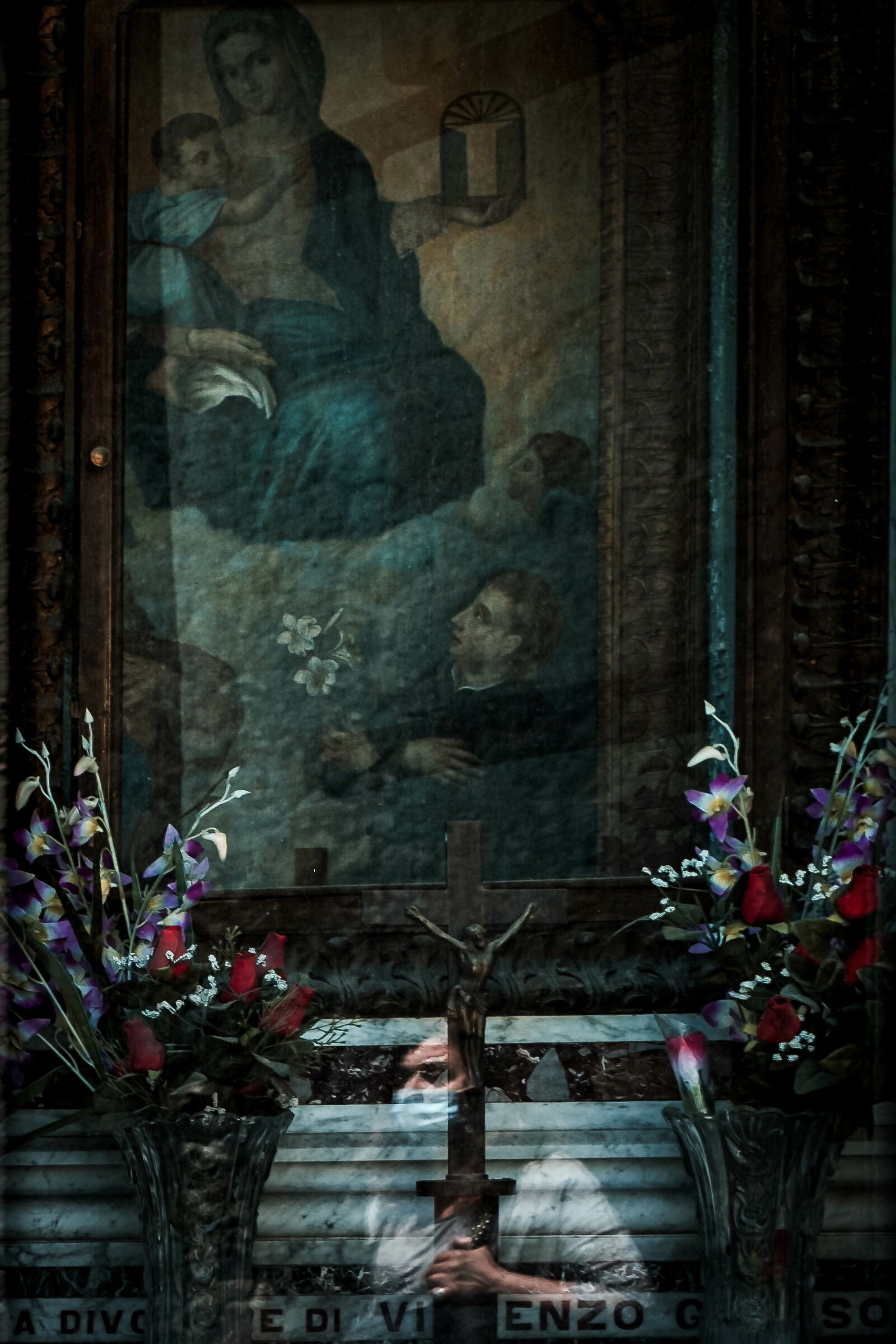 Ognuno porta la sua croce