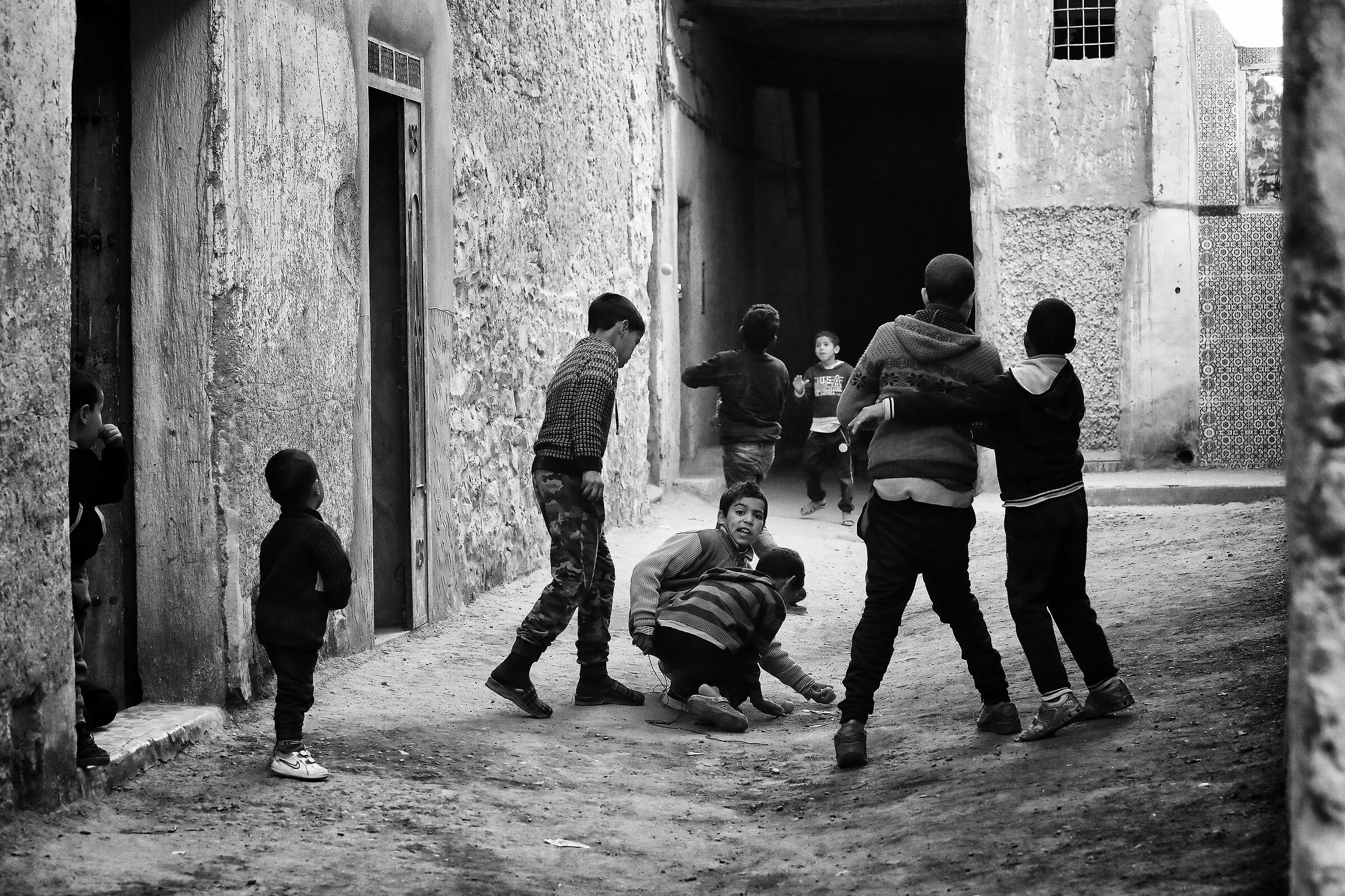 Kids play - Morocco