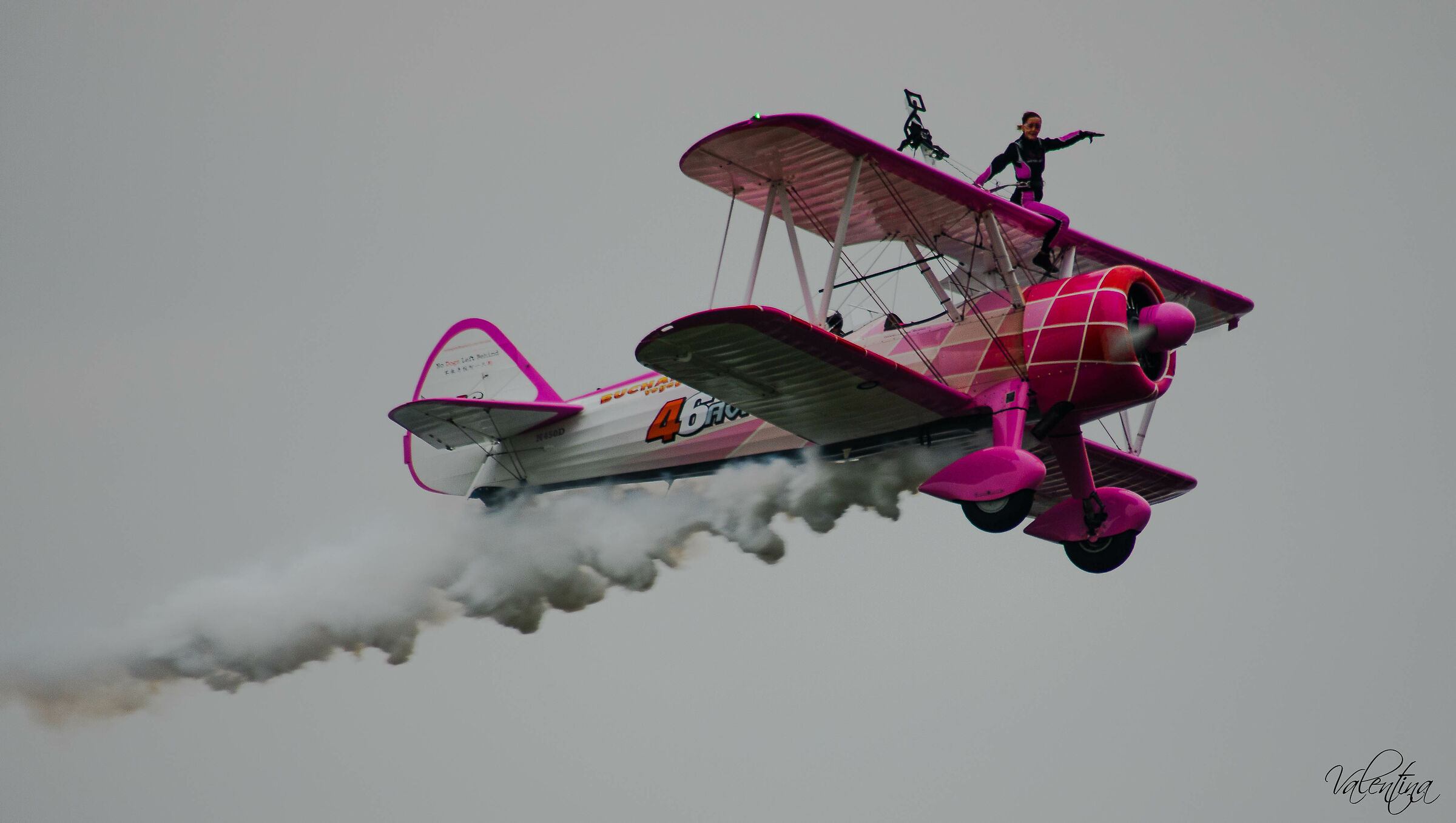 Let's fly away