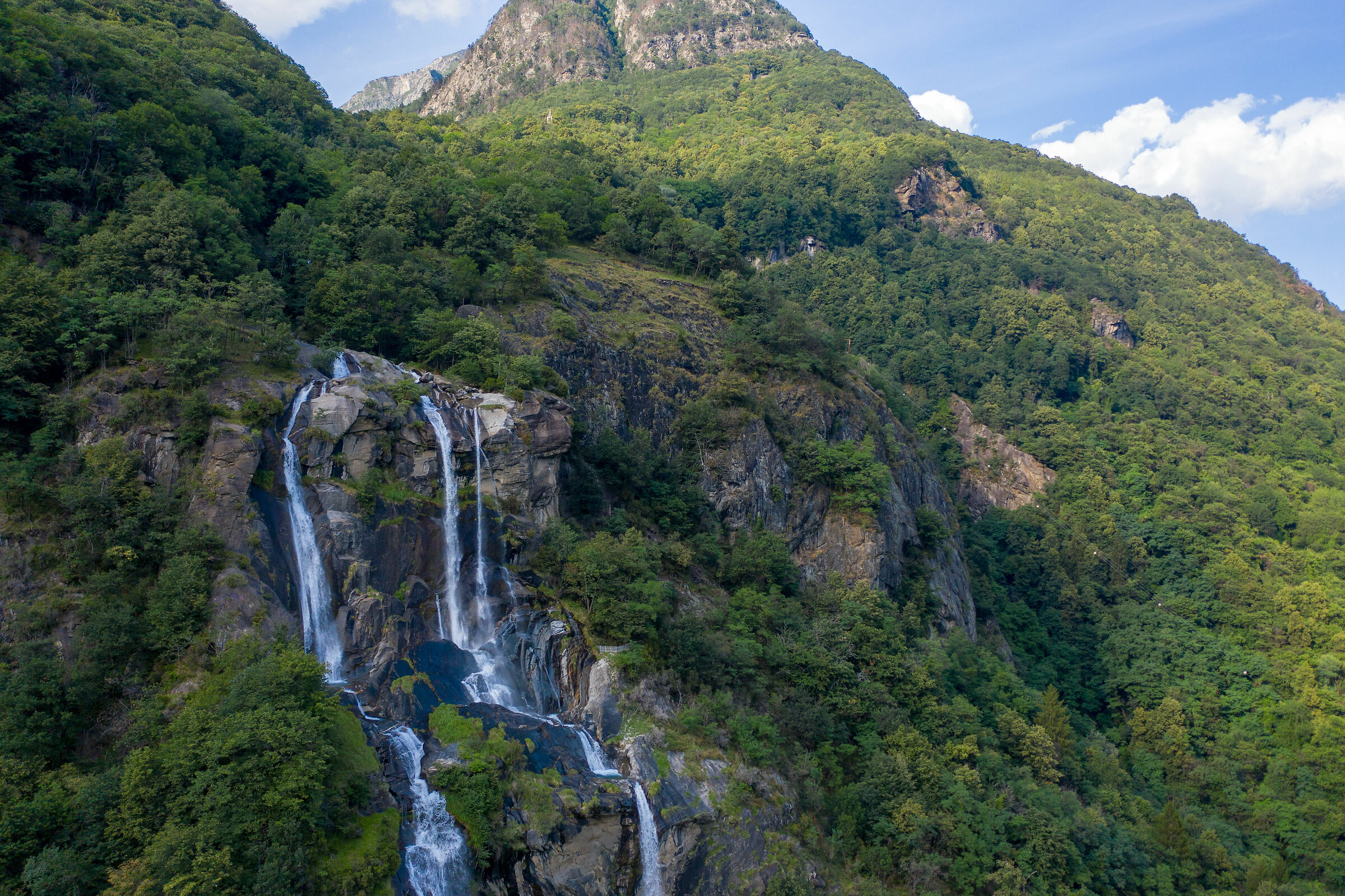 Waterfalls Fraggia, Keystone (SO)