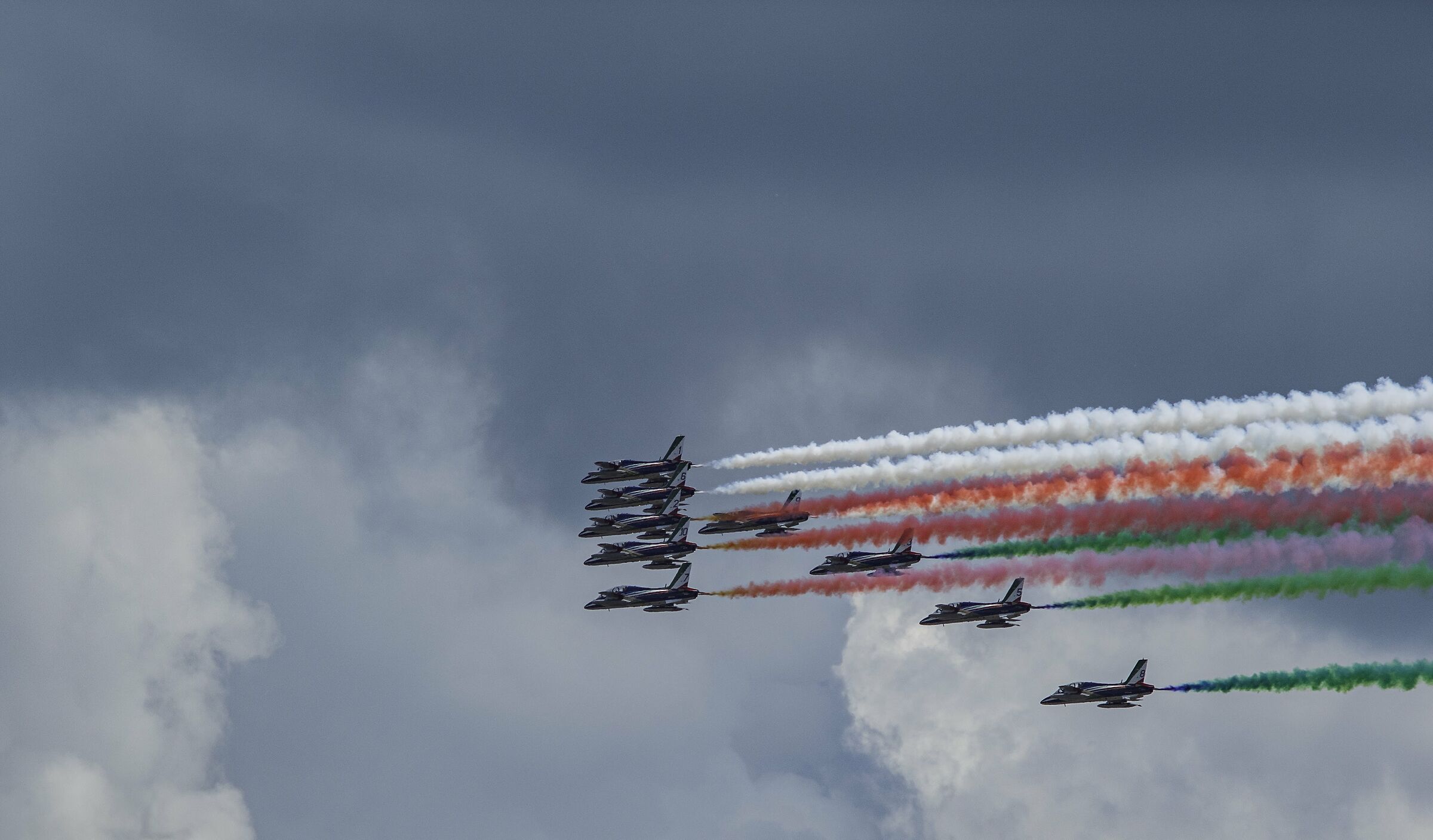 Frecce Tricolore Su Potenza