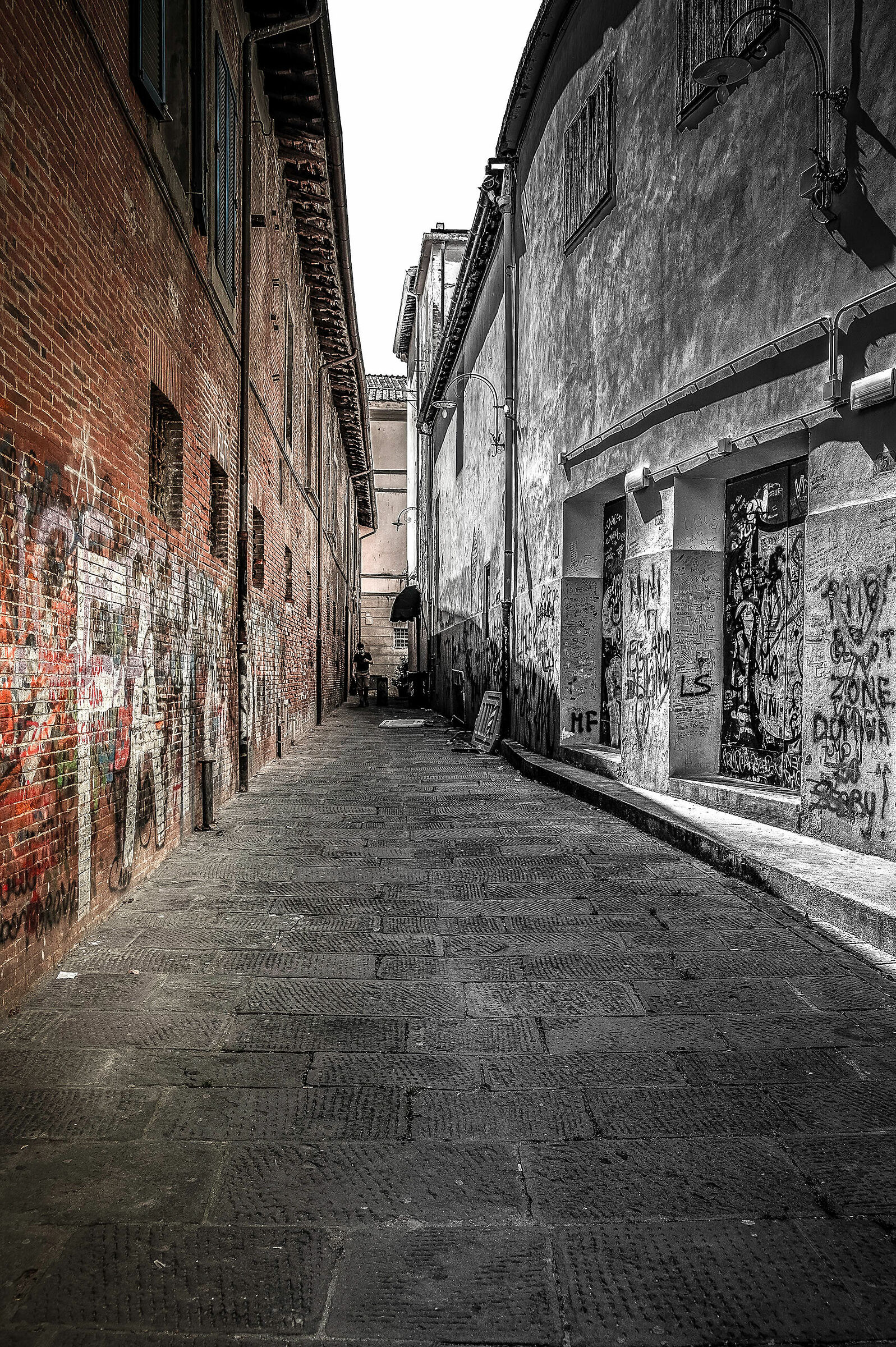Customs Street, Lucca