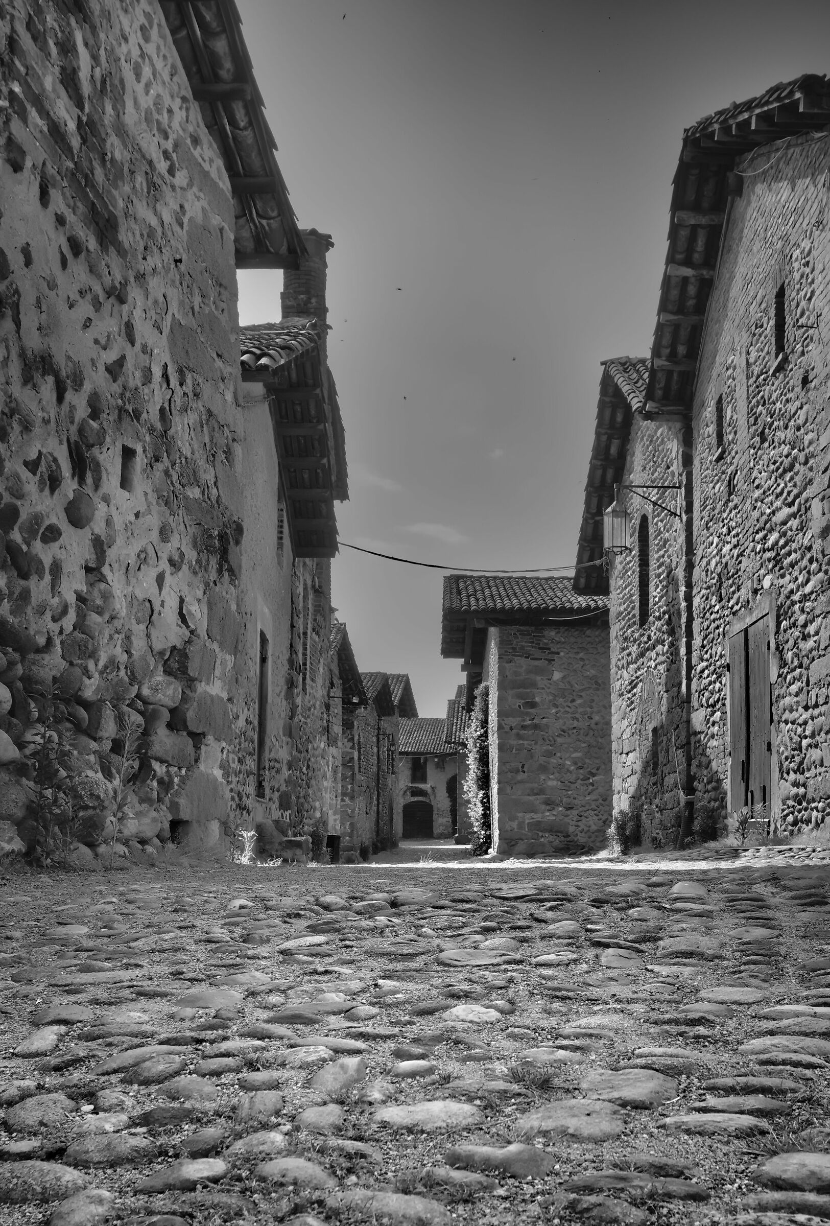 Viale del Ricetto di Candelo