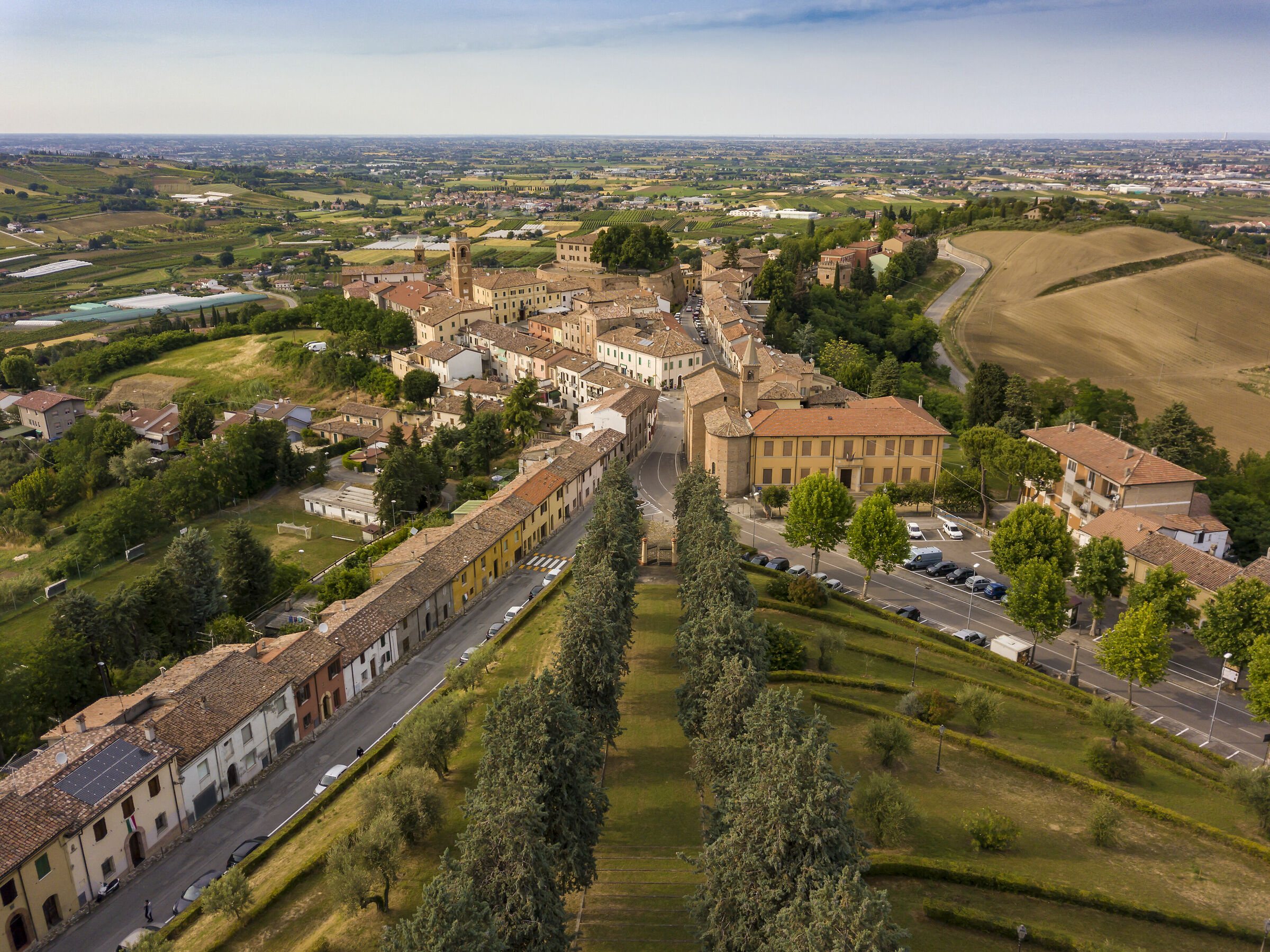 Cara mia vecchia romagna, bella sei tu....
