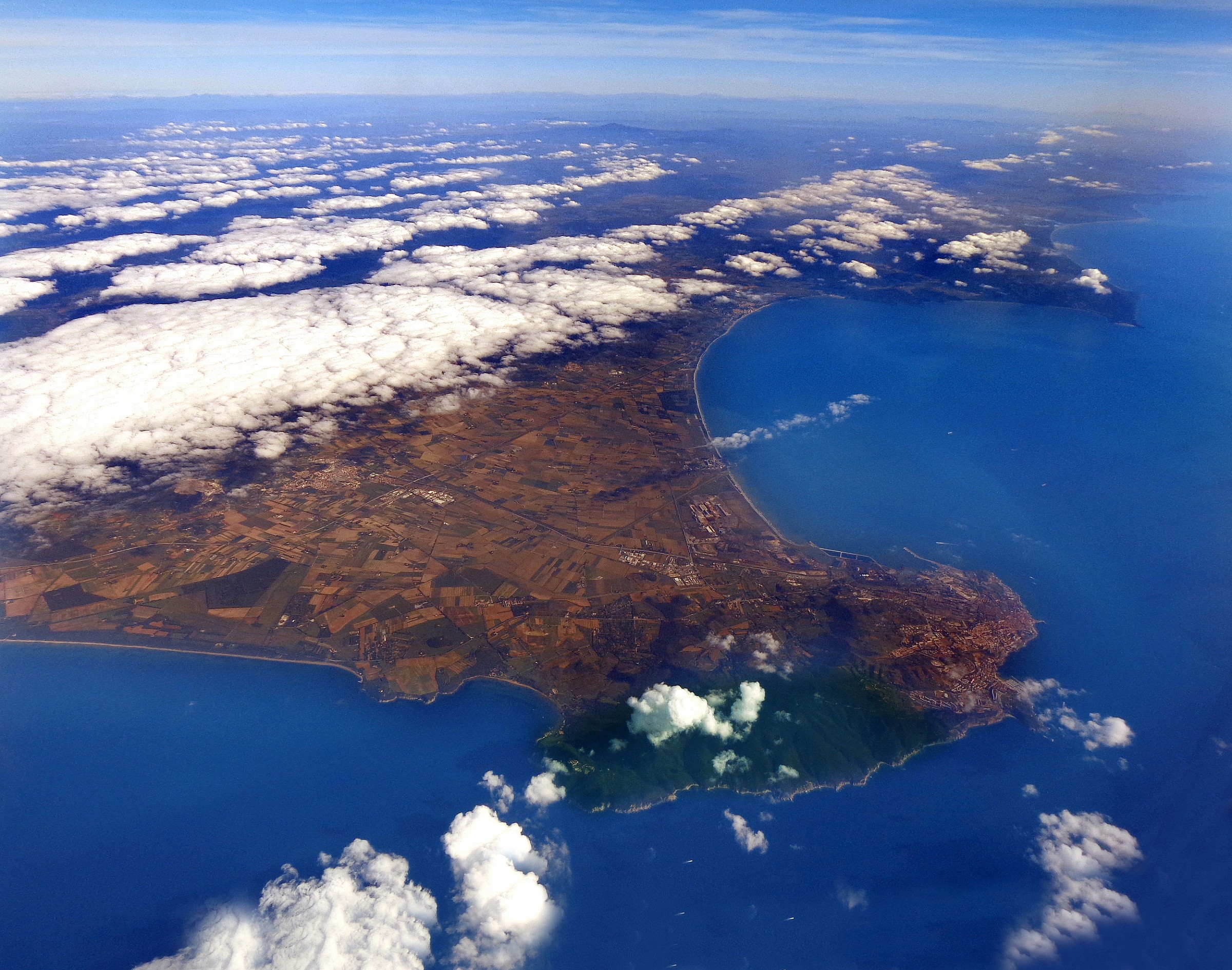 Monte Argentario plane