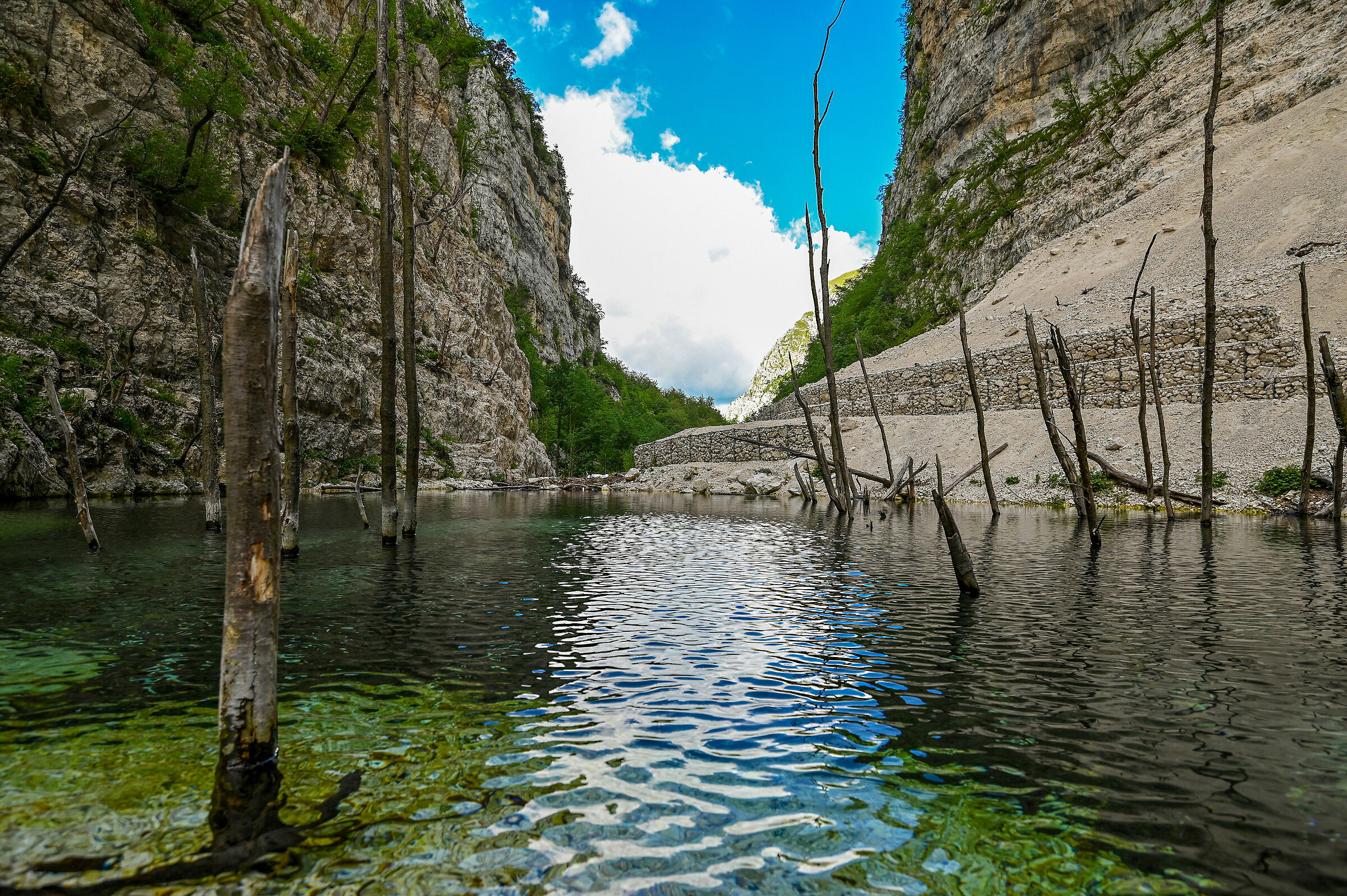 The pond formed after the Tenna River earthquake