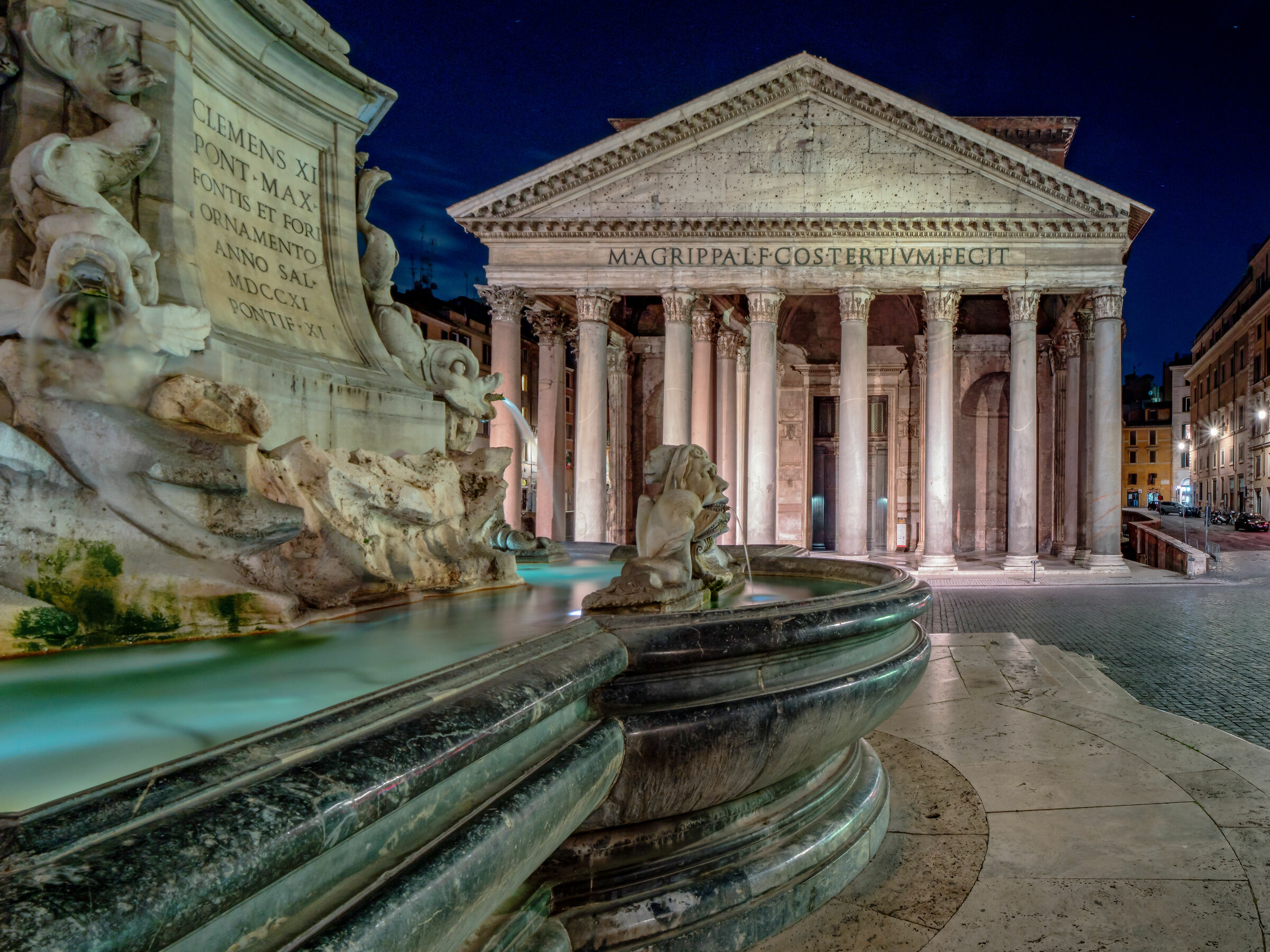 Al Pantheon