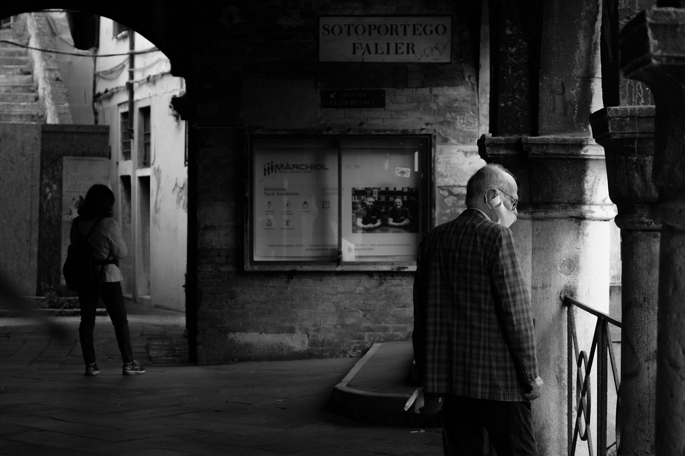 Distanziate riflessioni