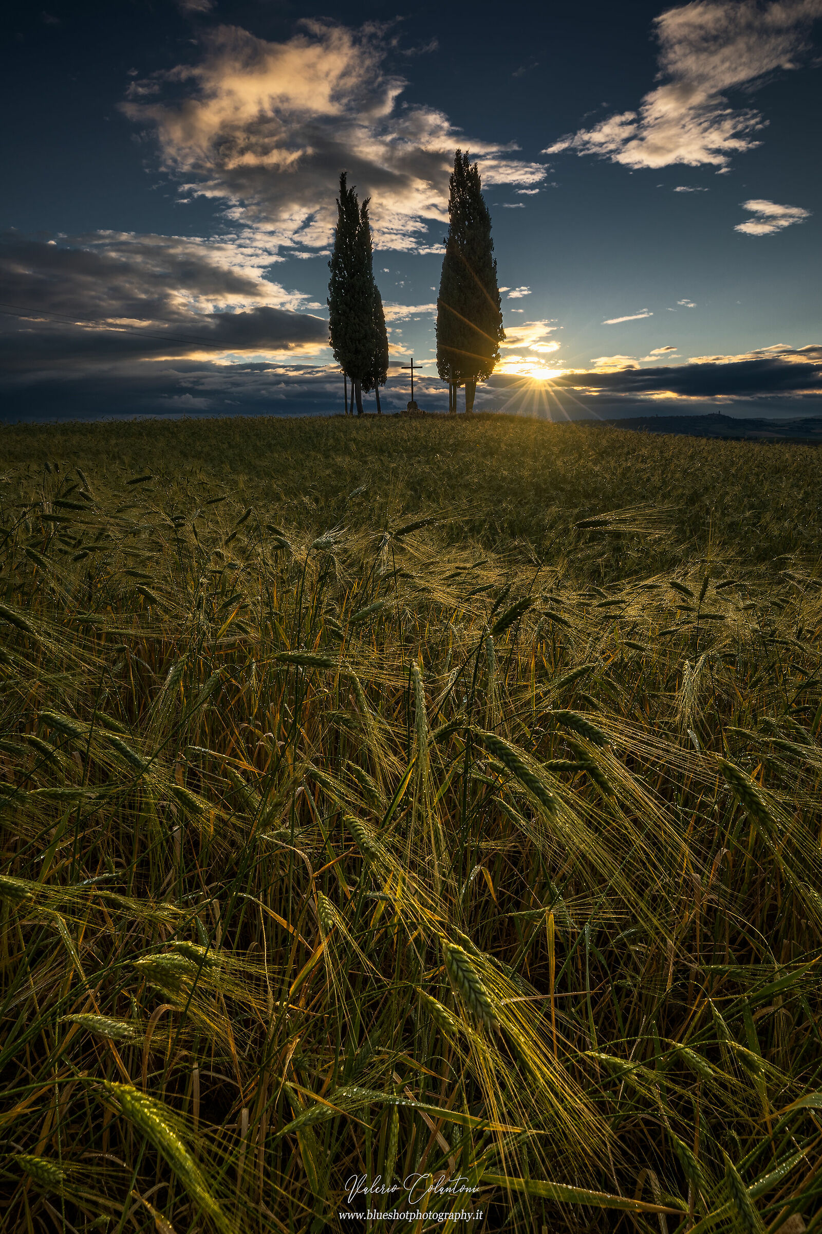 Alba in val d'Orcia...