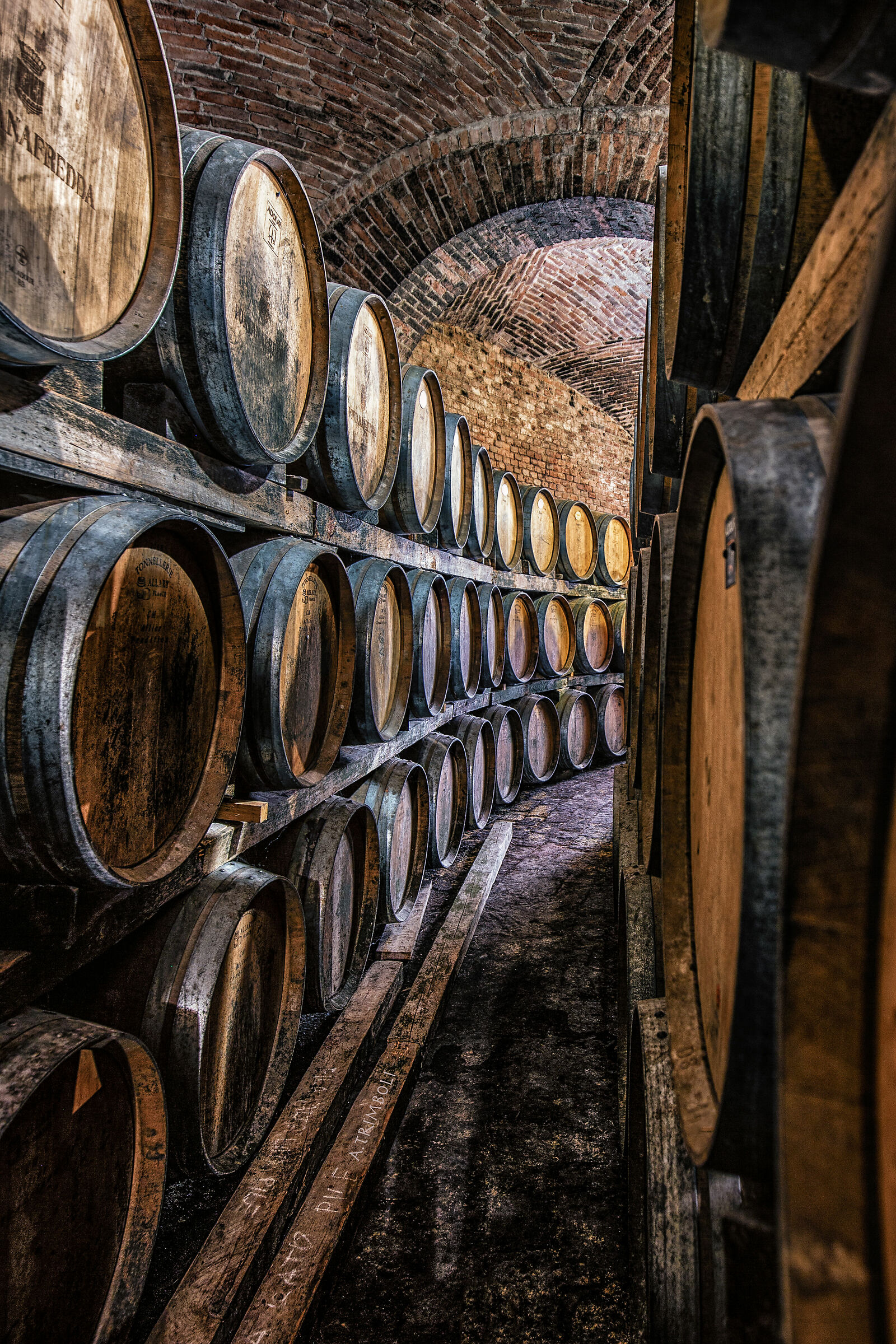 Cantine Fontanafredda 2