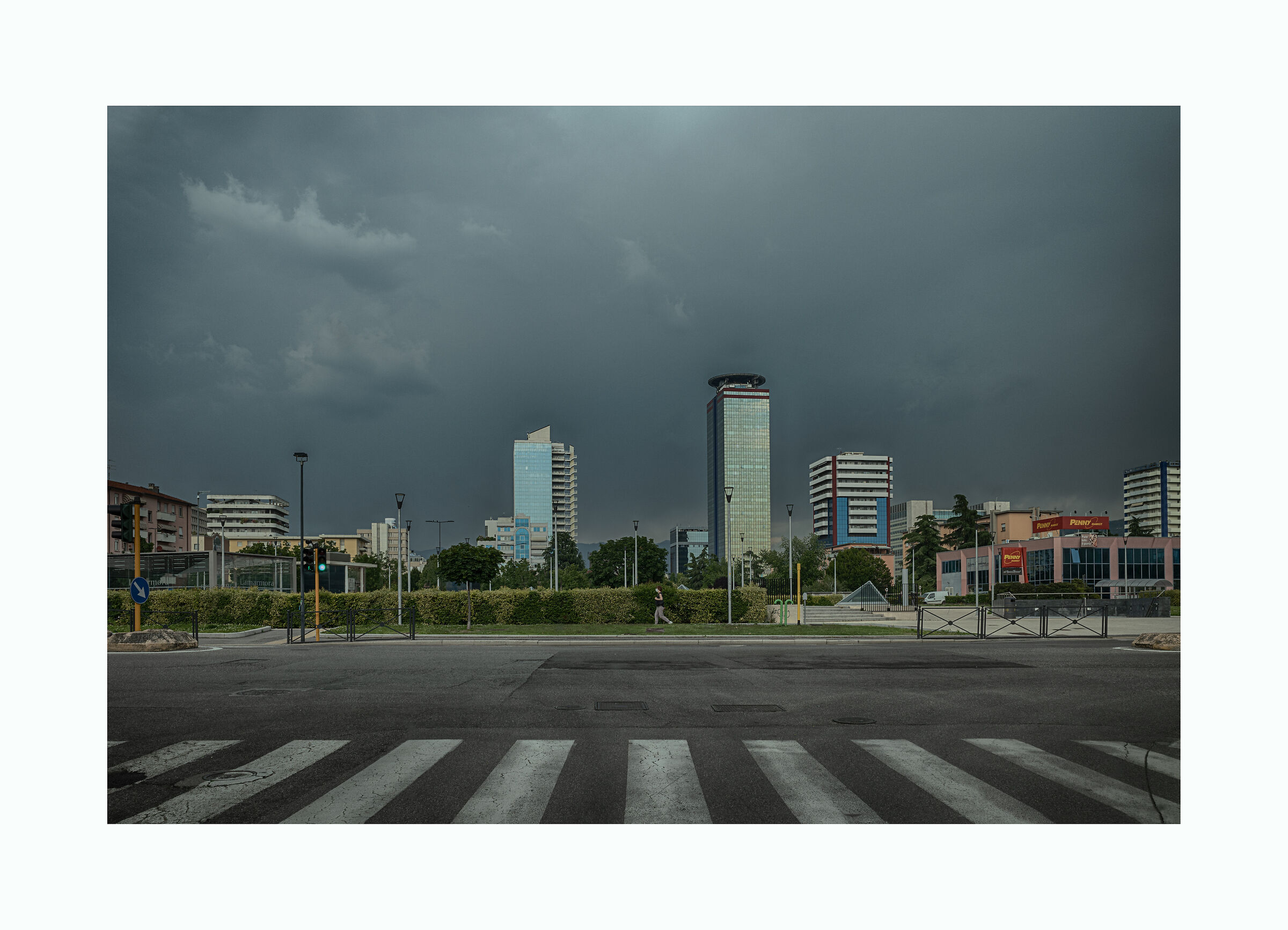 Poco ancora si muove