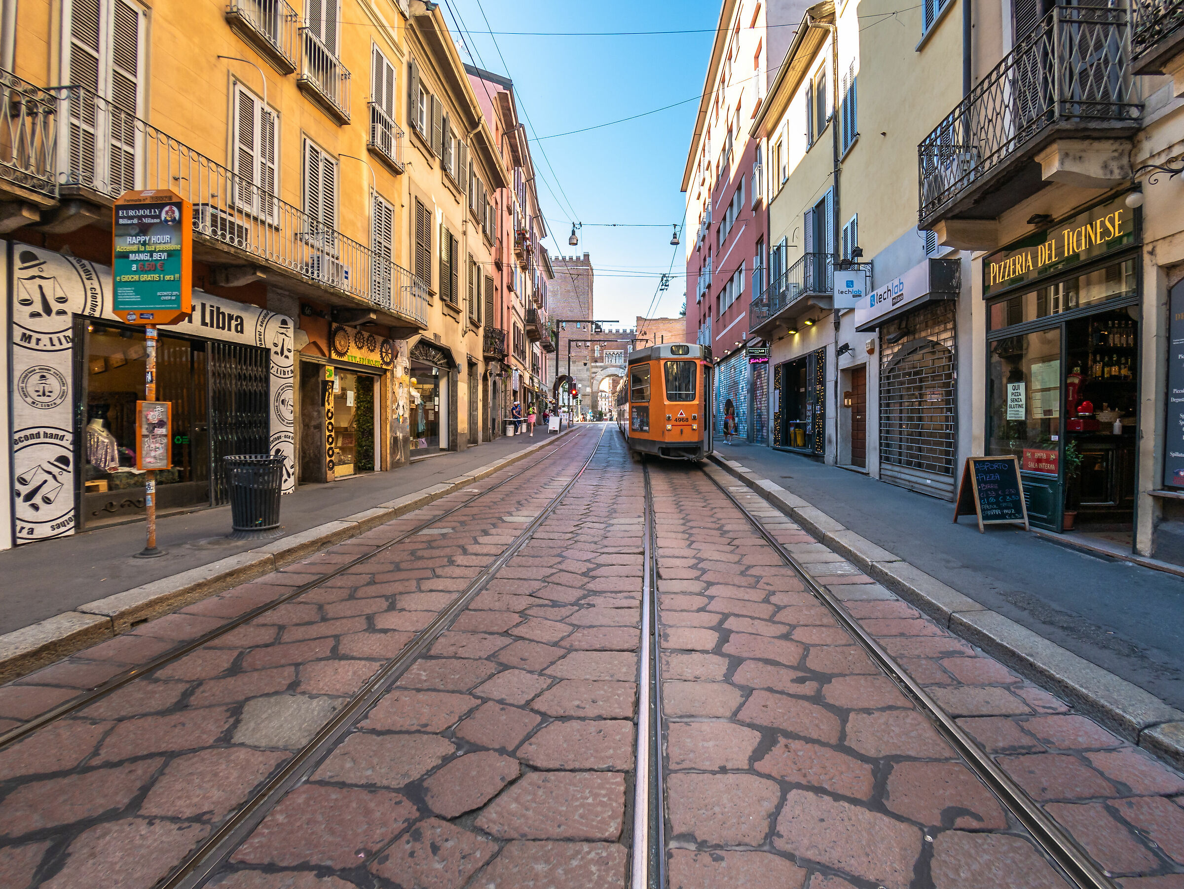 Porta Ticinese Course - Milan