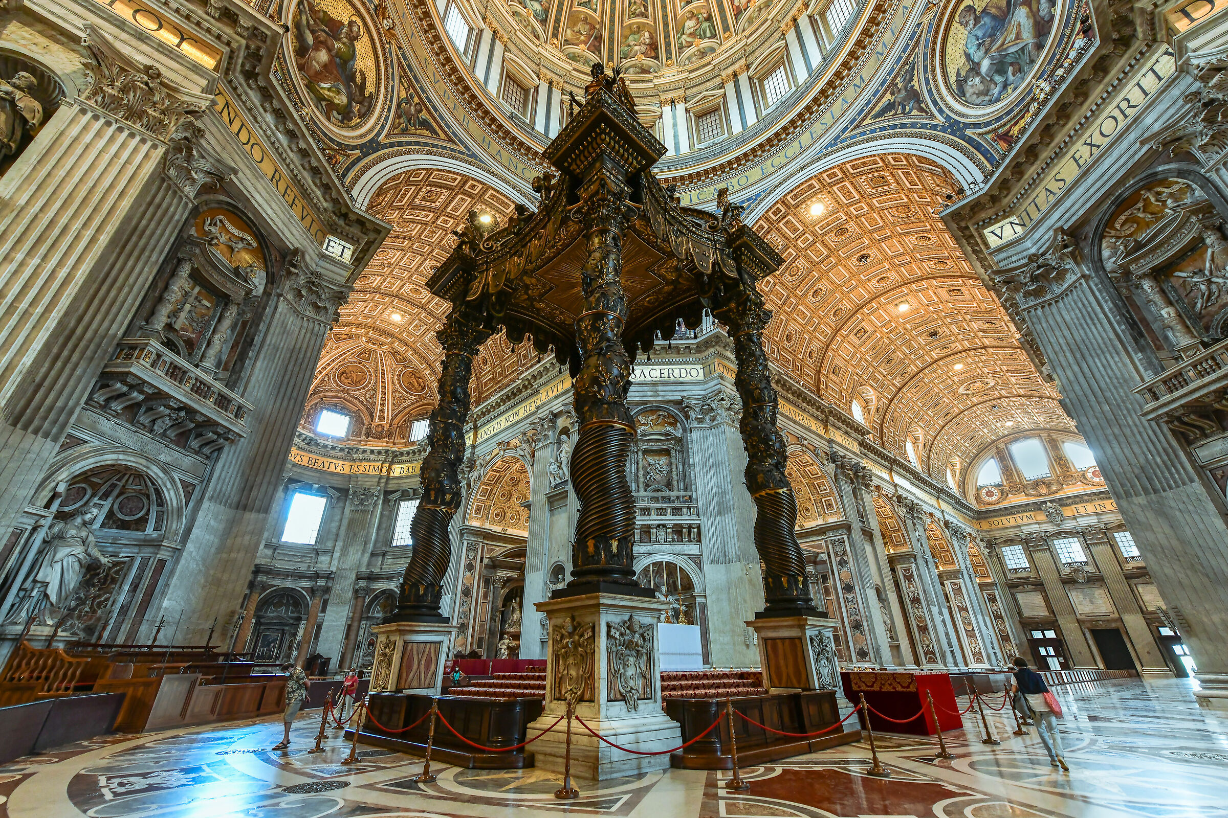 Covid 19-Rome deserted, Inner St. Peter's Basilica