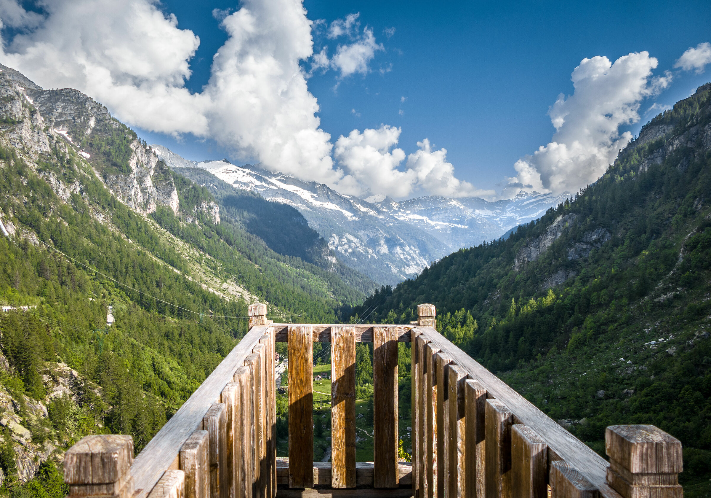 Sospesi sulla cascata del Toce