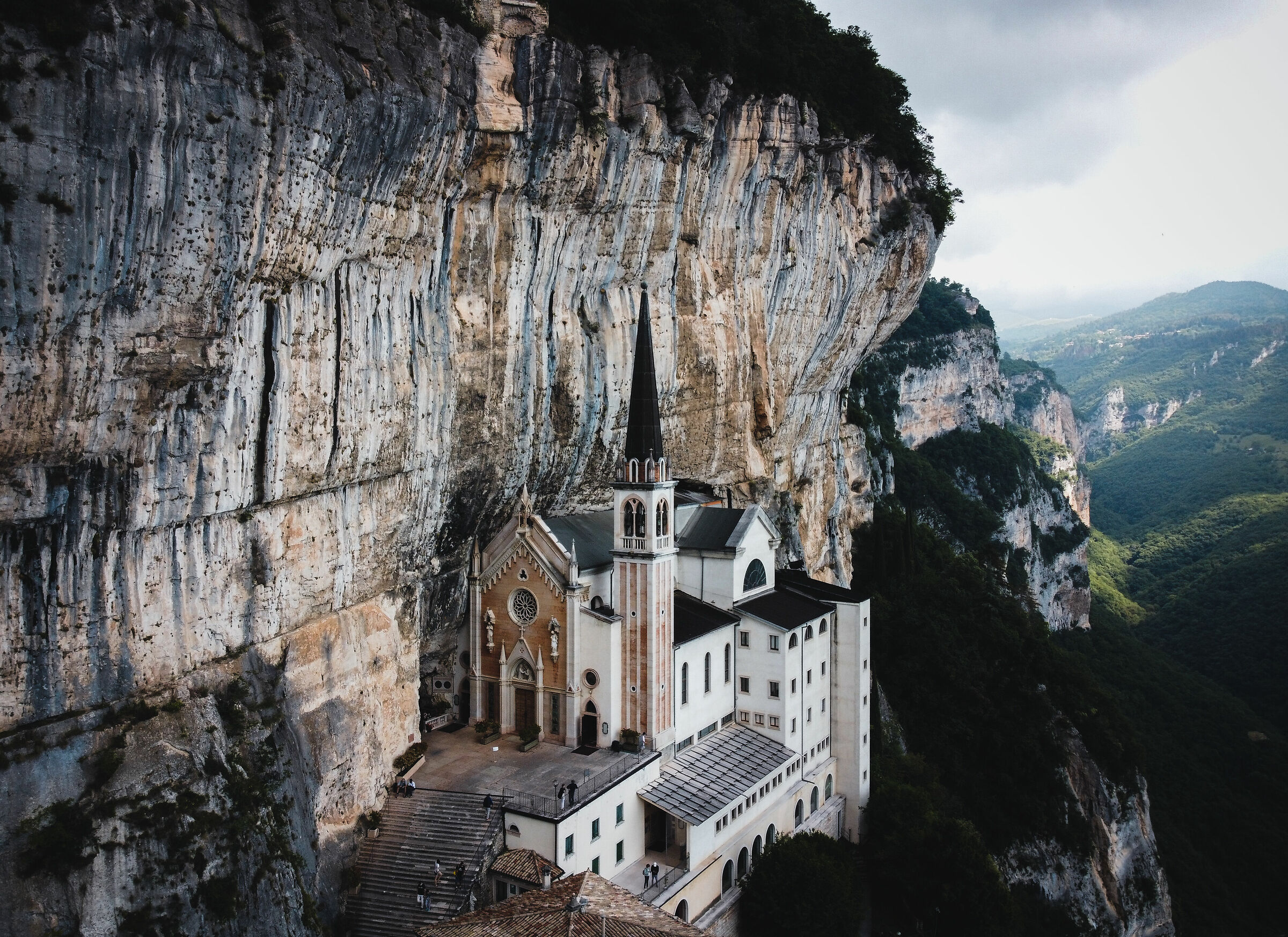 Madonna della corona