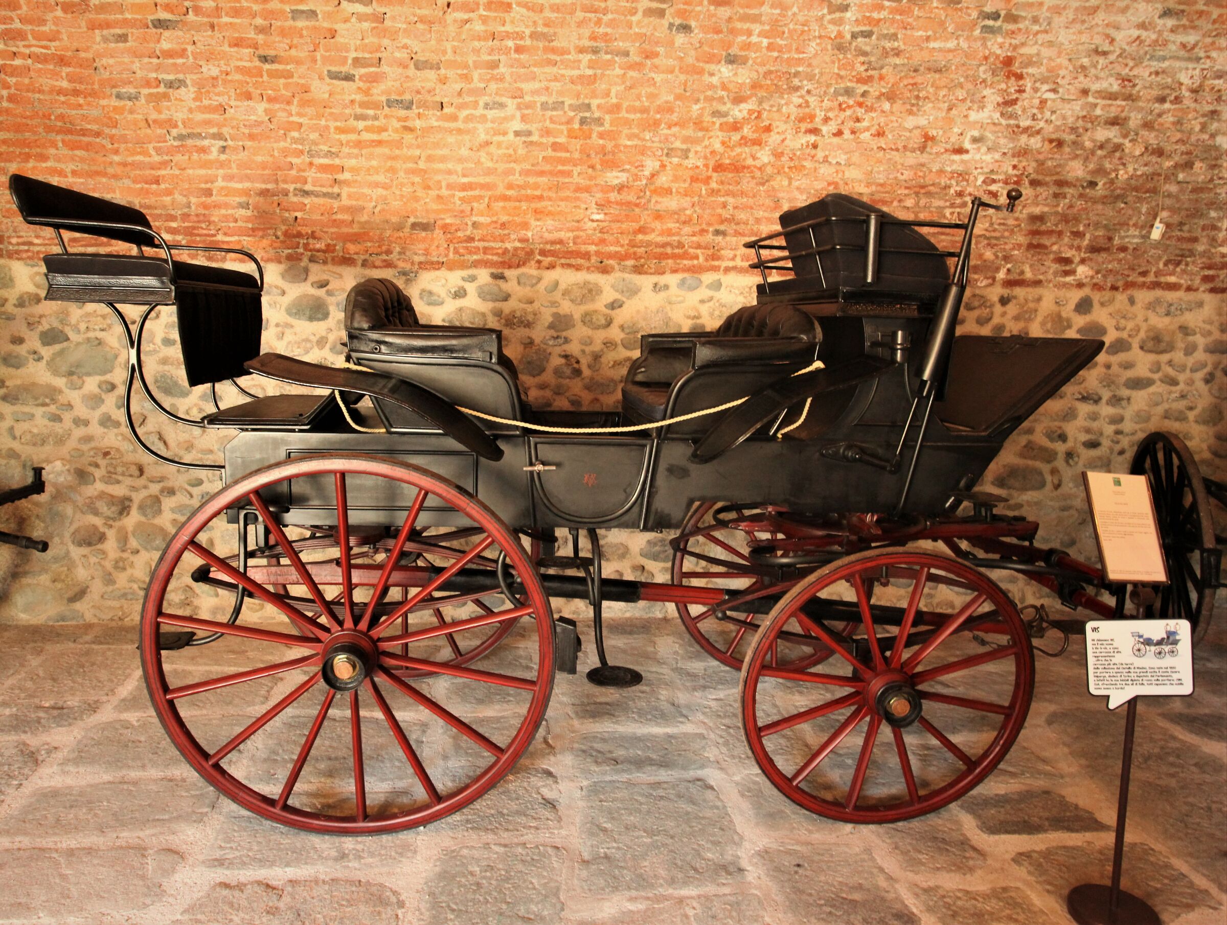 Monstra carriages (Massino Castle 2017) 2