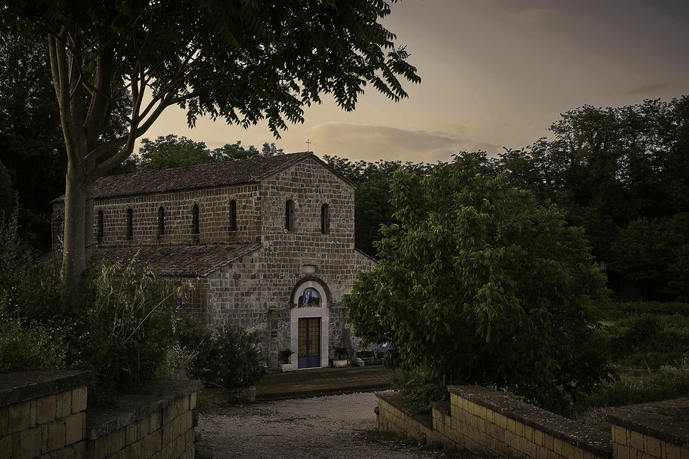 Basilica di San Paride (Teano)