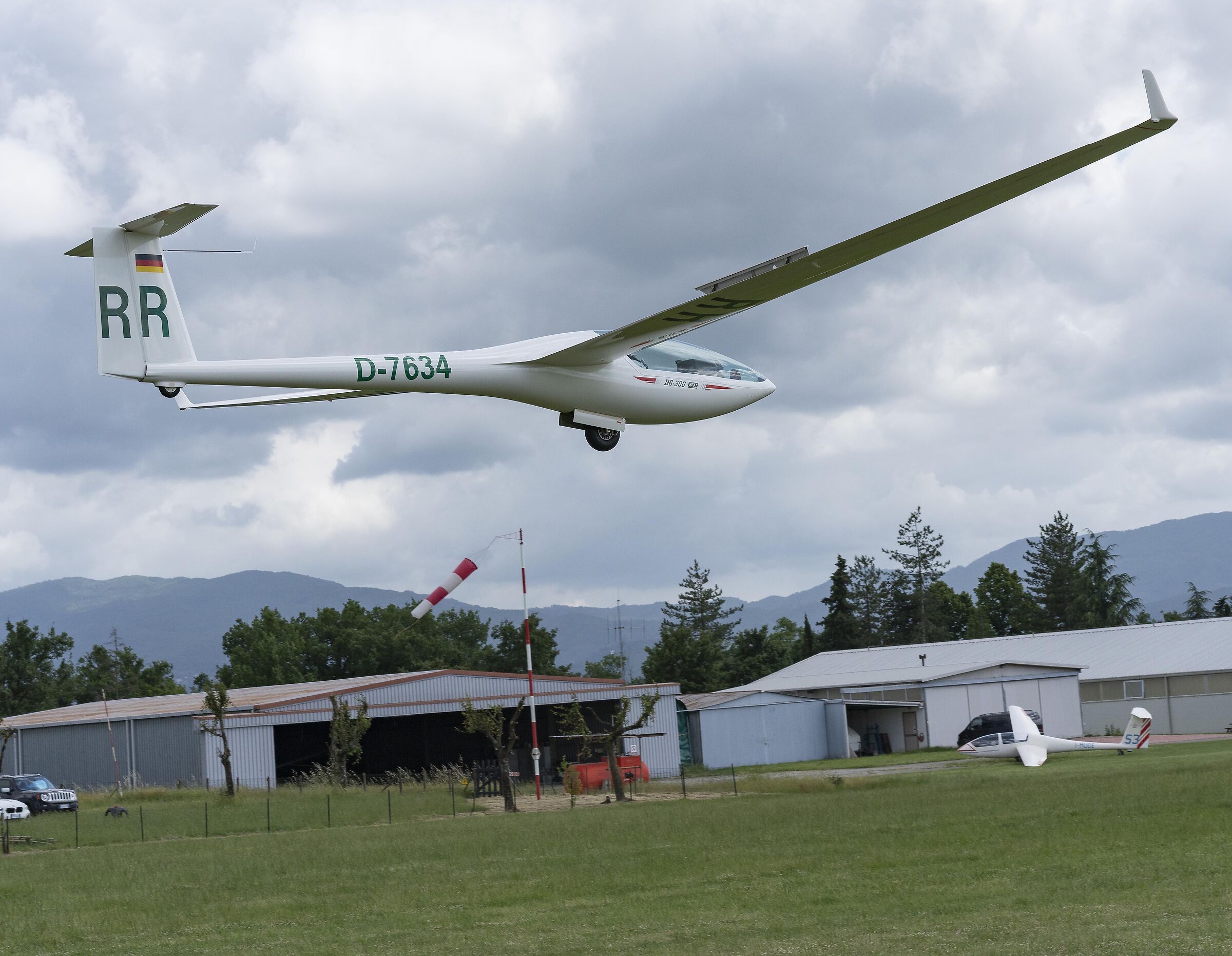 Glider landing