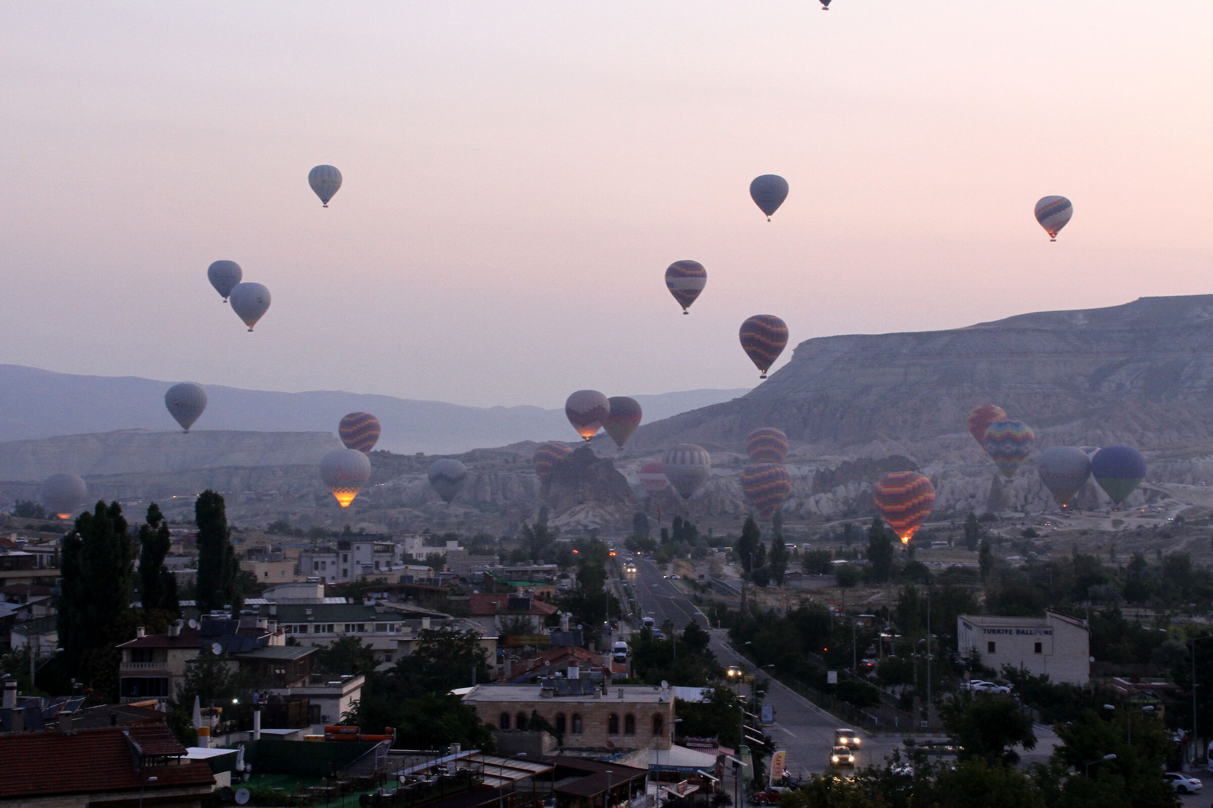 Turchia - Anatolia - Goreme - Il volo delle Mongolfiere