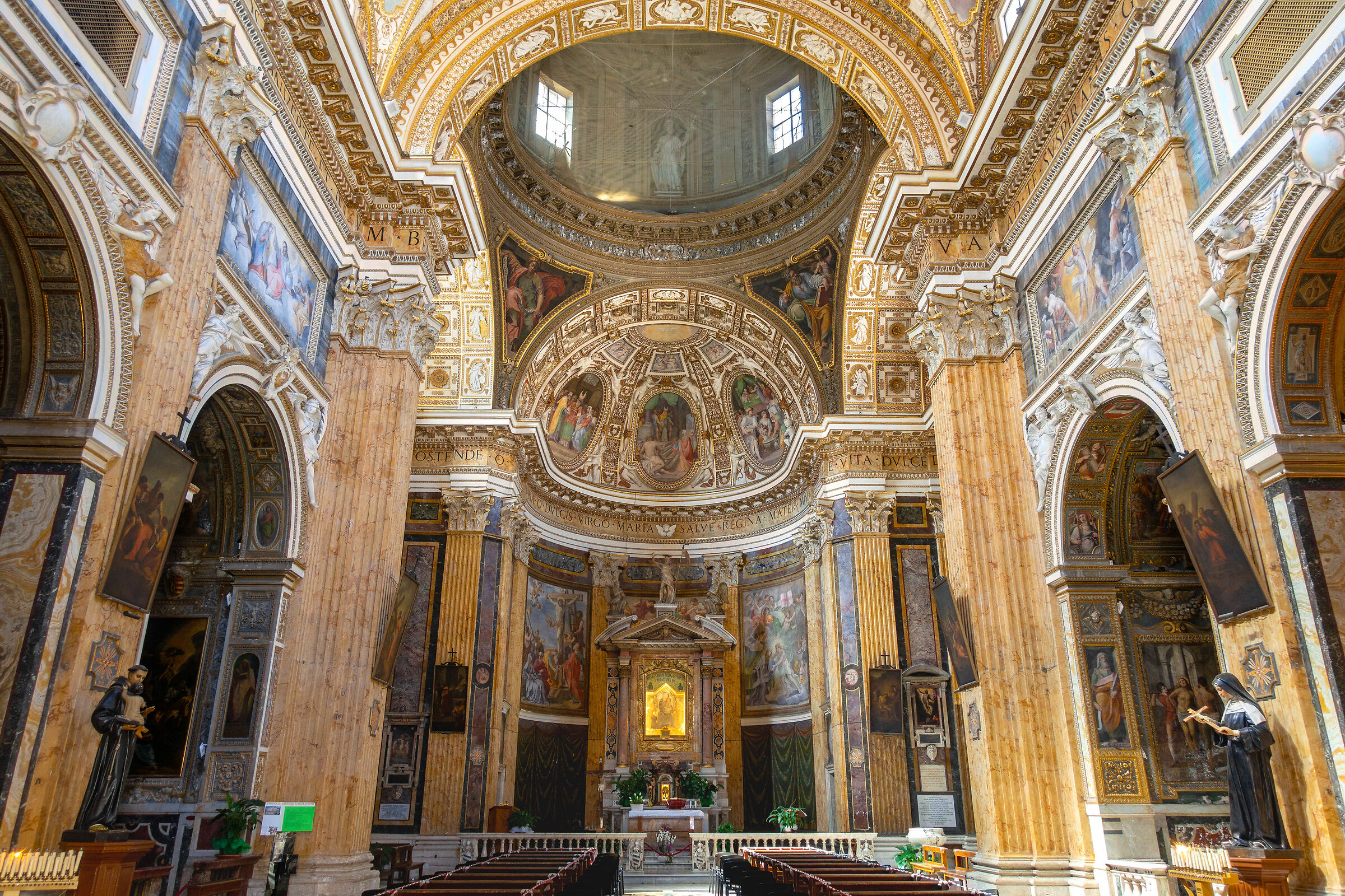 Chiesa di Santa Maria ai Monti - Roma