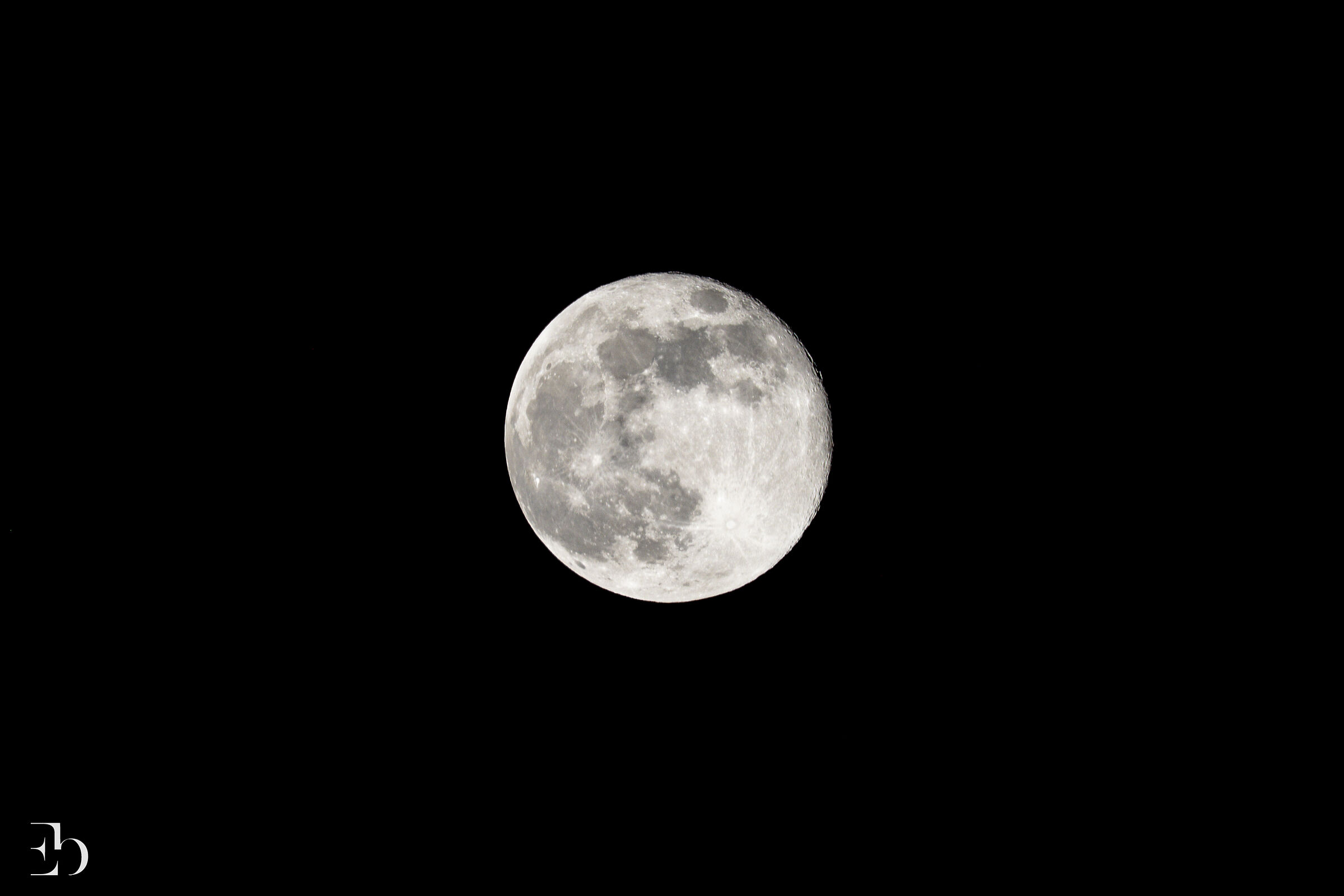 Superluna Aprile 2020