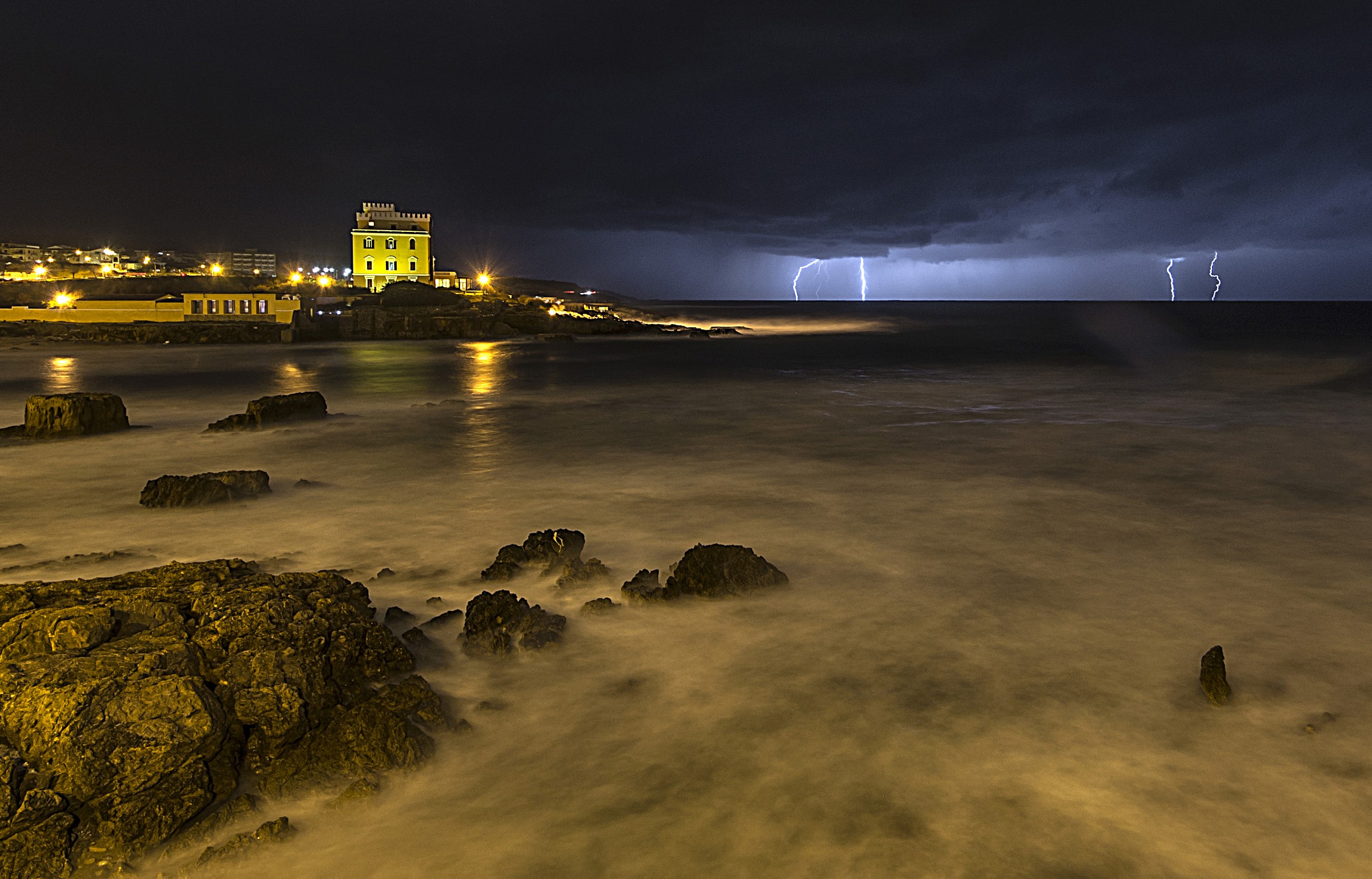 lightning on alghero