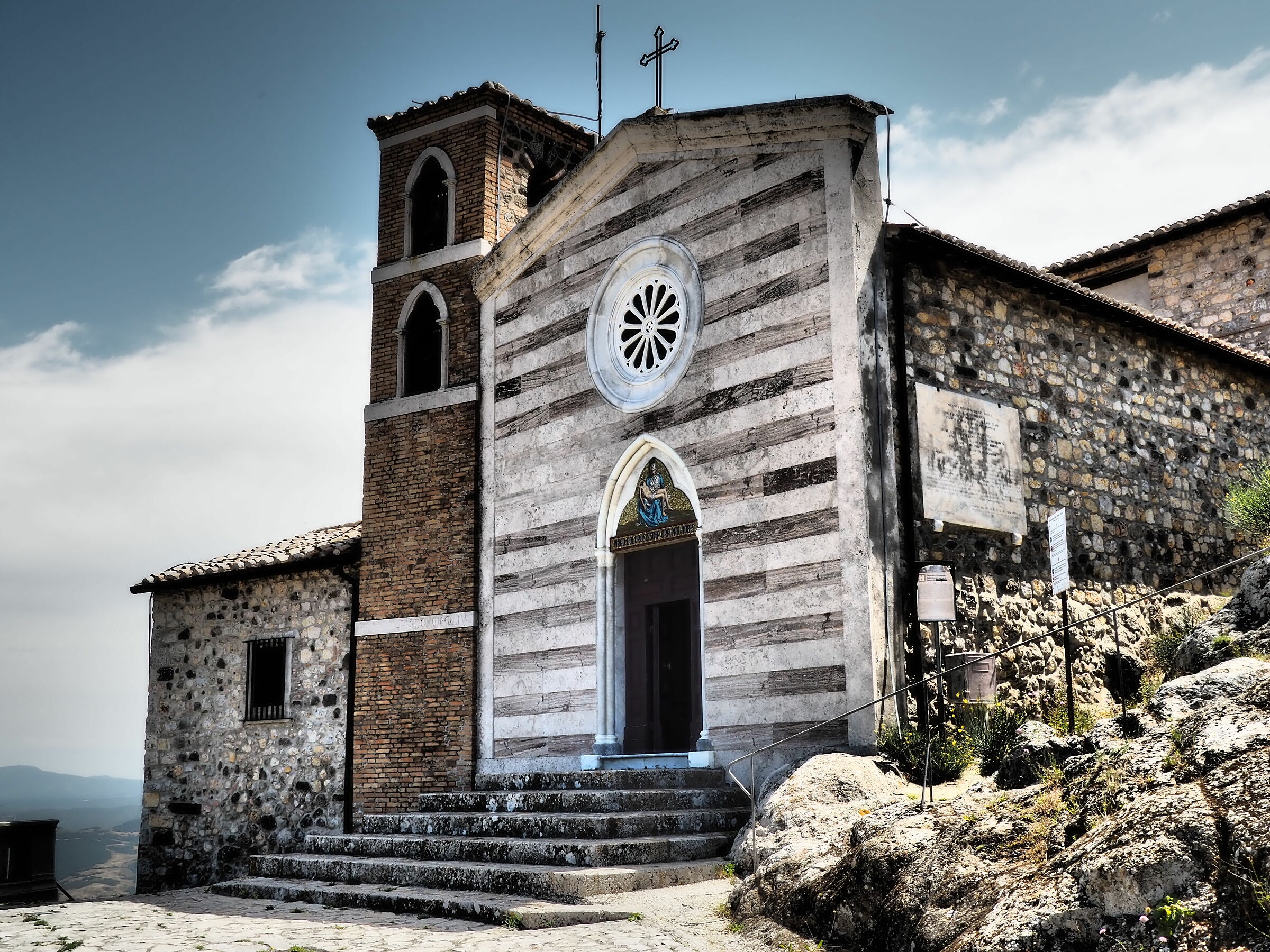 Chiesa Madonna della Rocca, Tolfa (rm)
