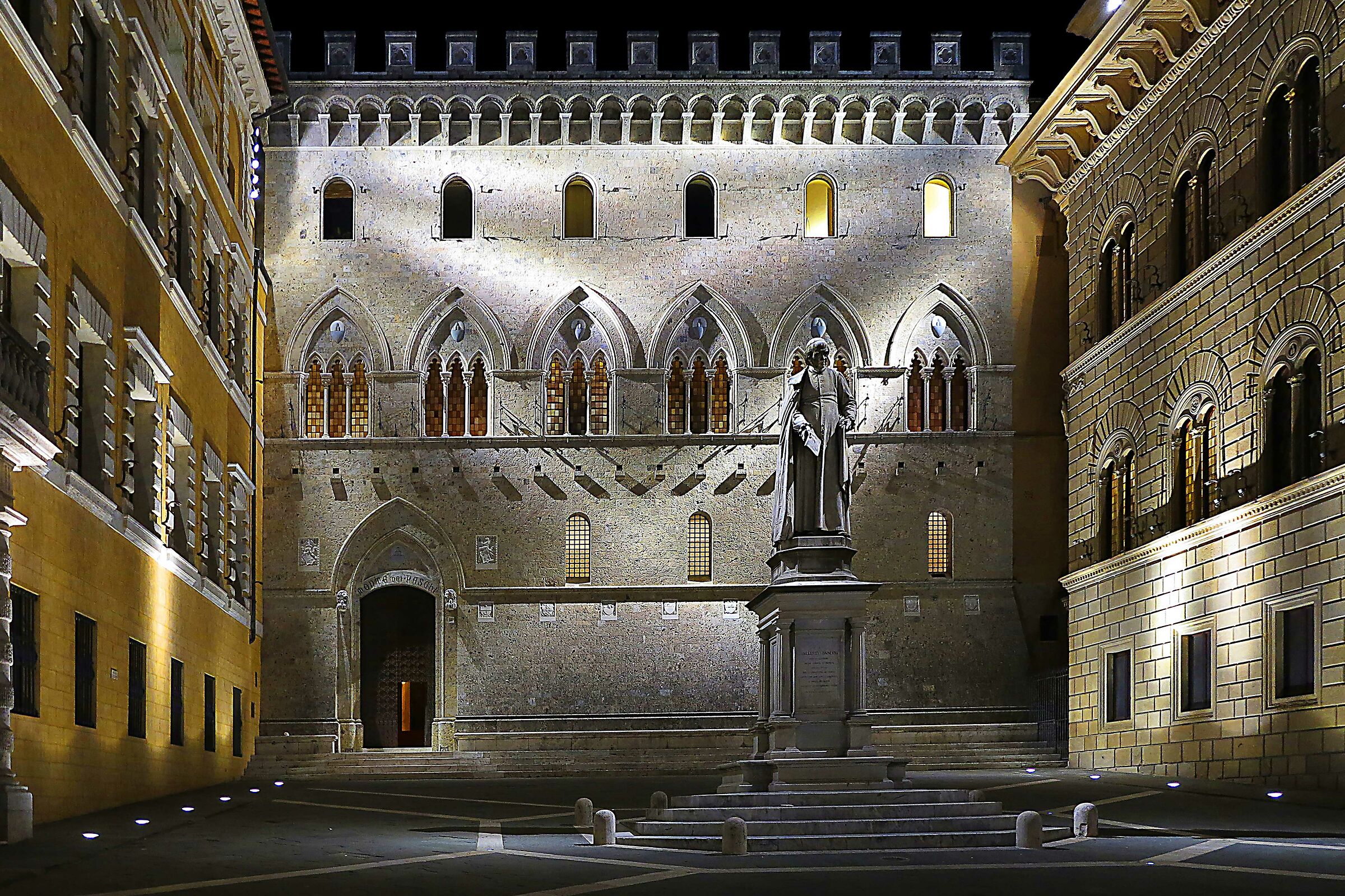 Banca Monte Dei Paschi Di Siena, sede centrale