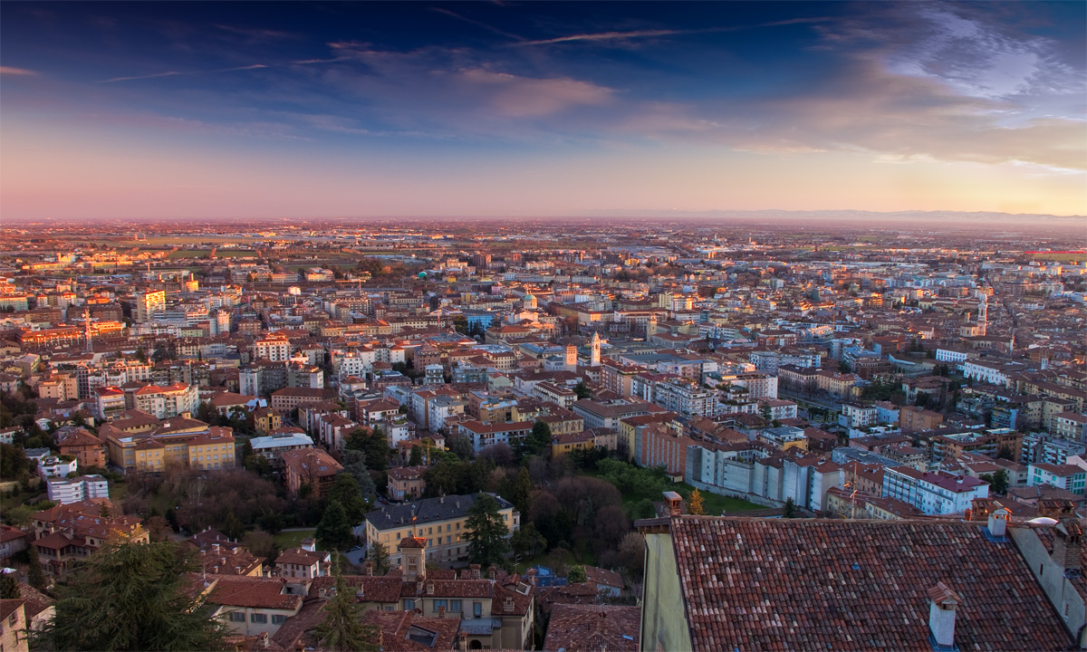 tramonto su Bergamo
