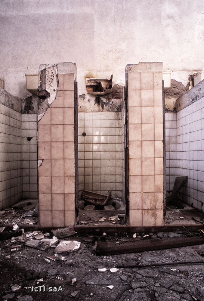 Bagni in ex fabbrica