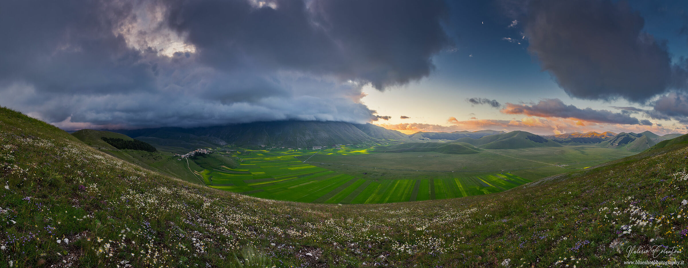 Alba a Castelluccio...