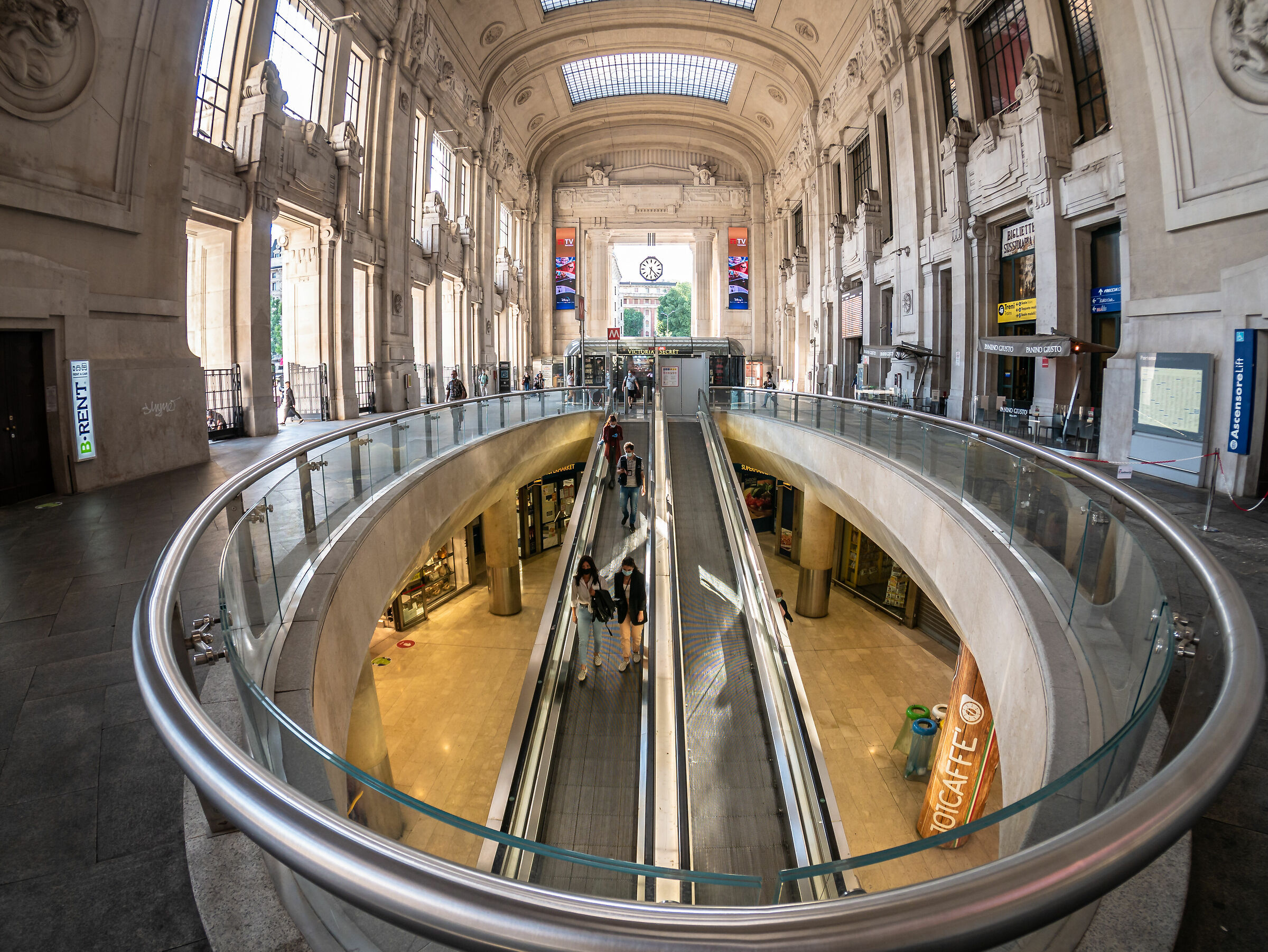 Central Station - Milan