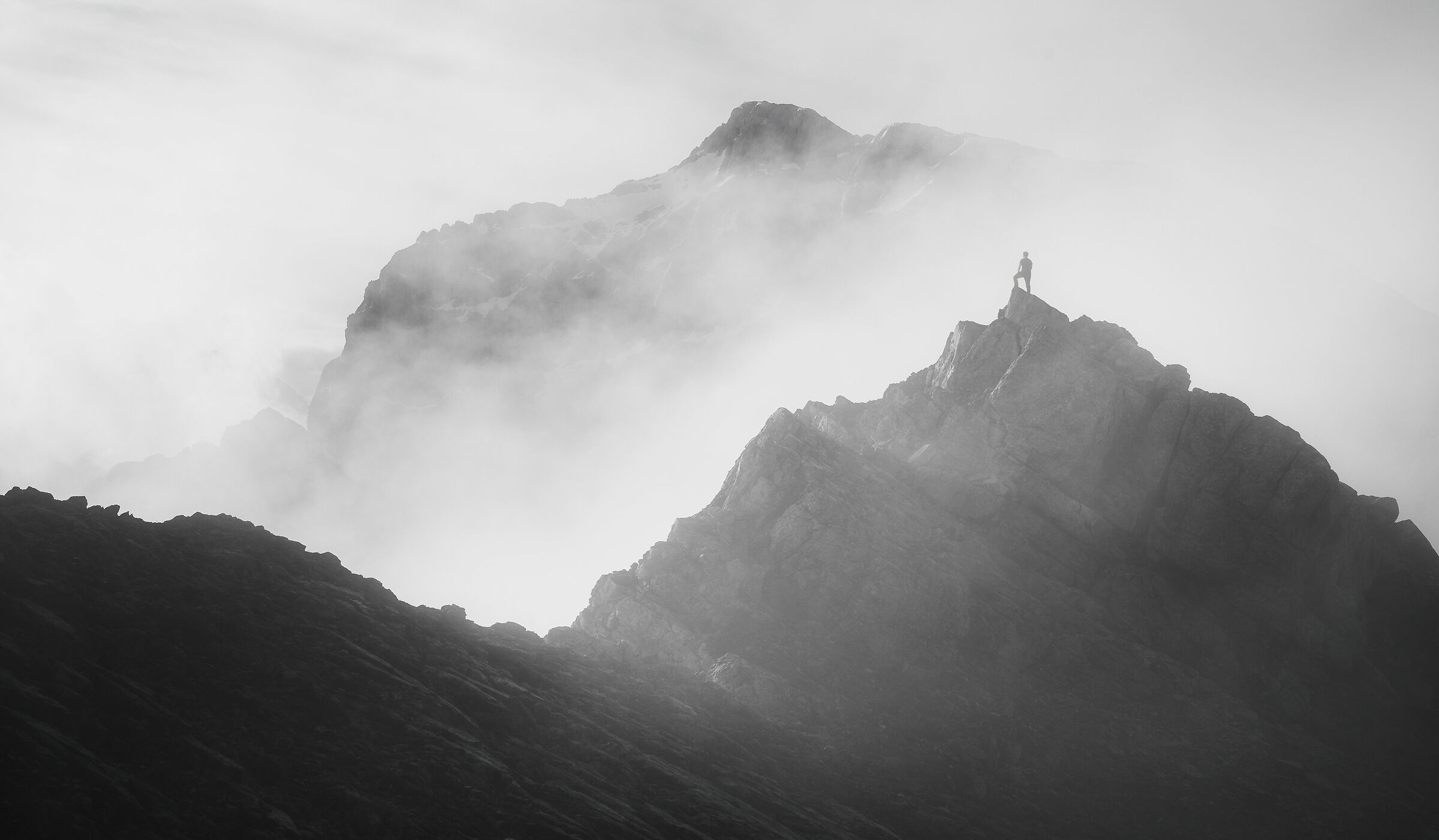 Mattina di Moody in montagna