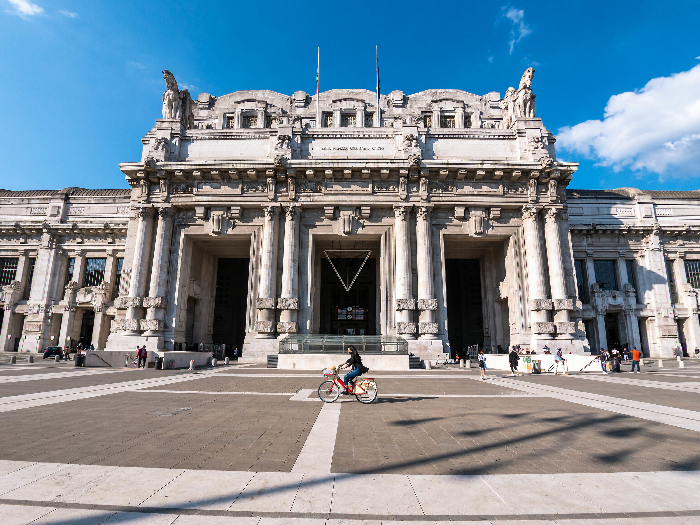 Central Station - Milan