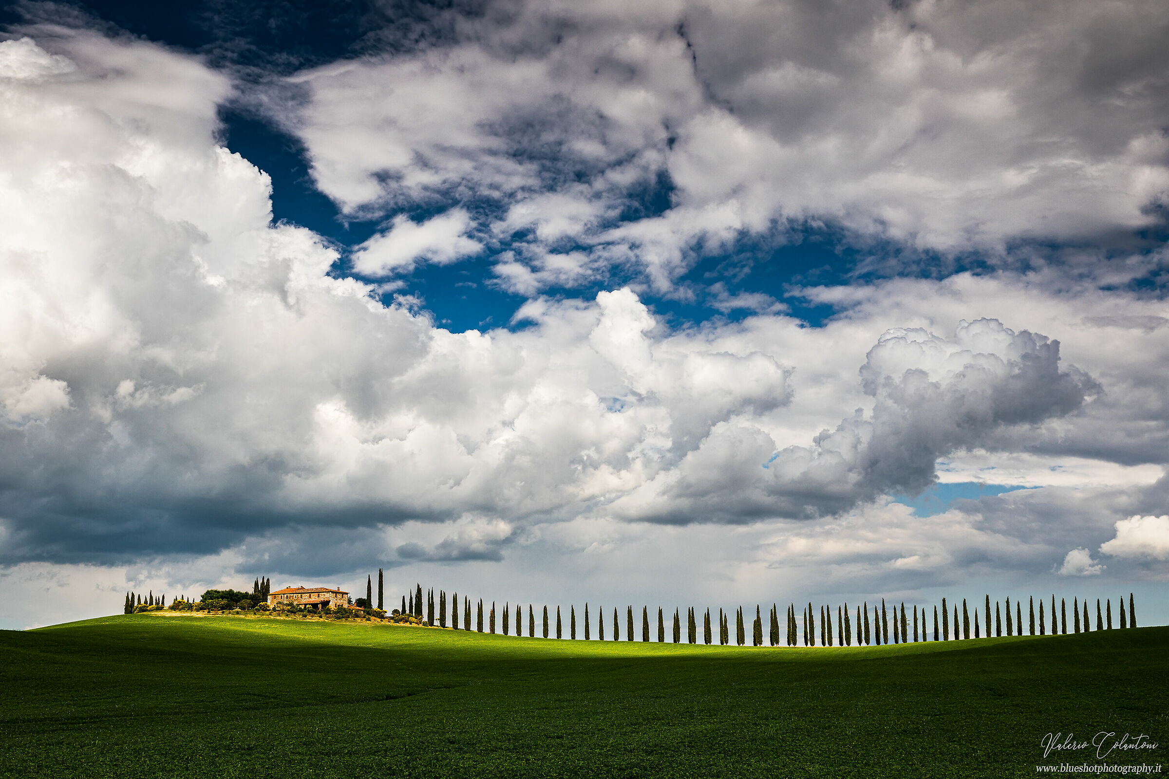Poggio Covili tra le nuvole...