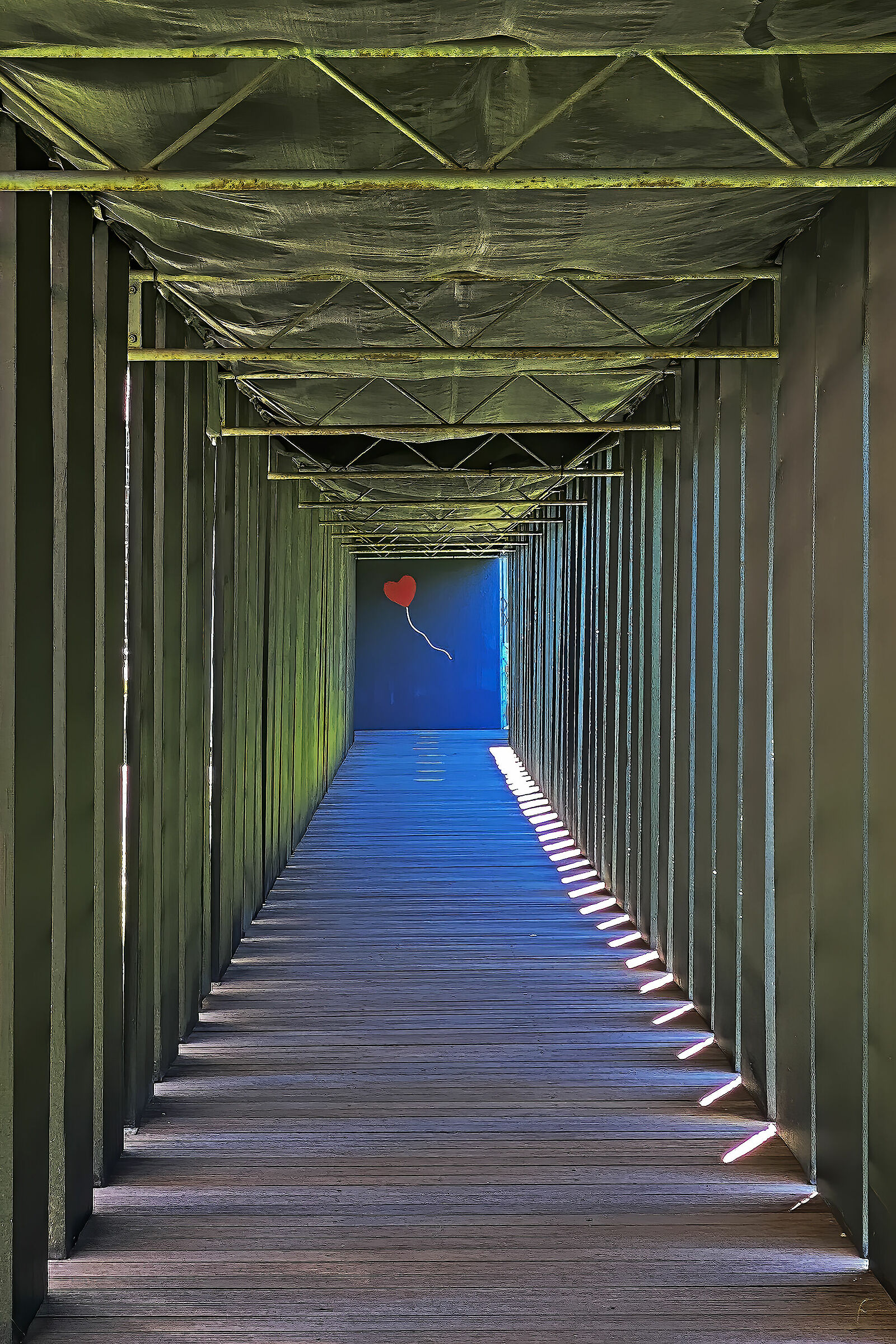 There is always hope (shows Banksy unauthorized)