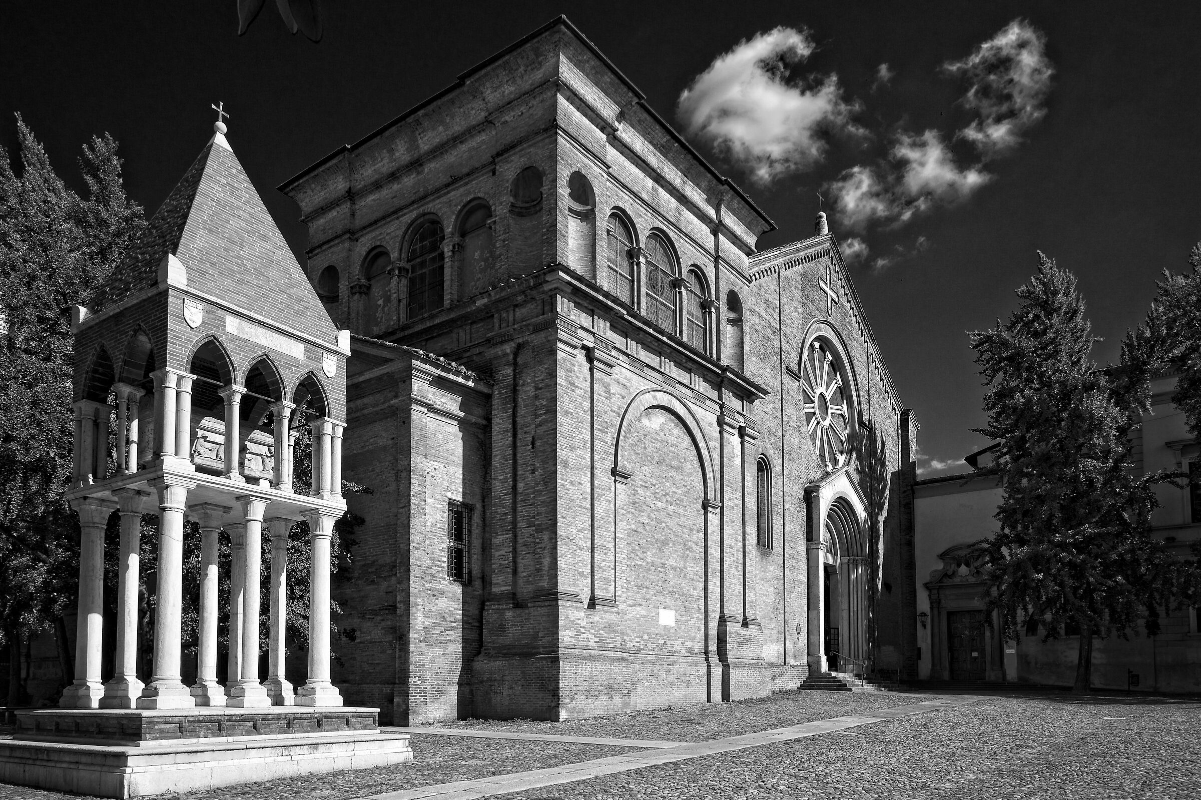 Bologna - Piazza San Domenico