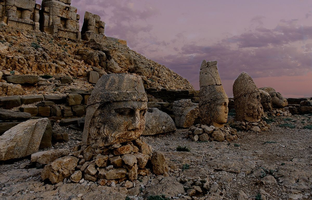 albba on the ruins of the mountain Memrut