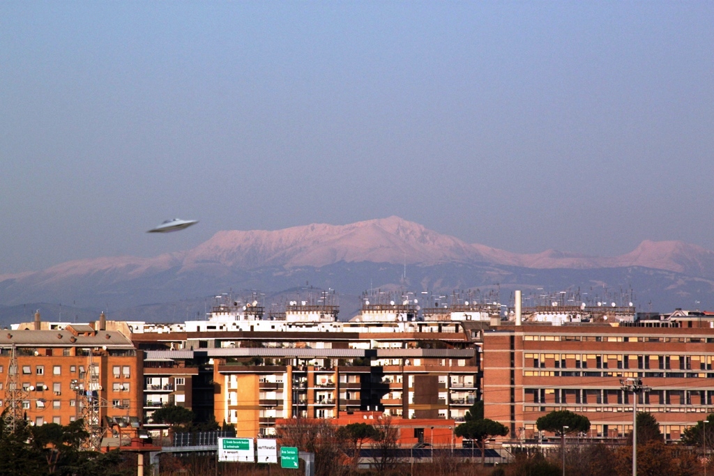 Ufo su Roma