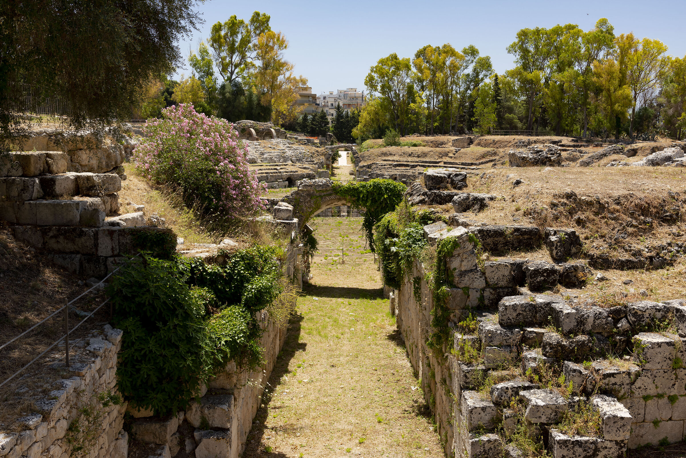 Neapolis - Teatro Romano