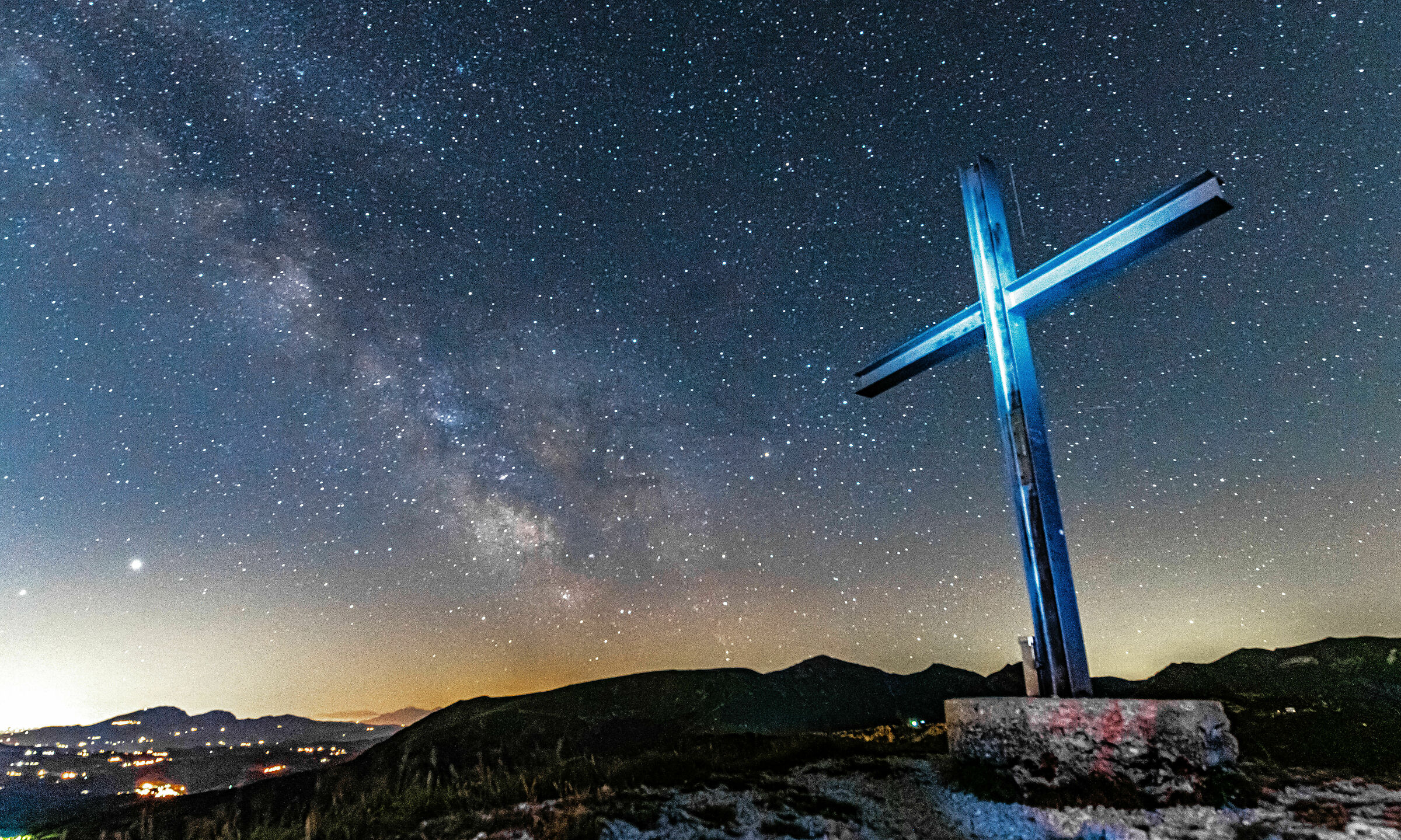 Lattea sulla Croce di Pizzo Meta