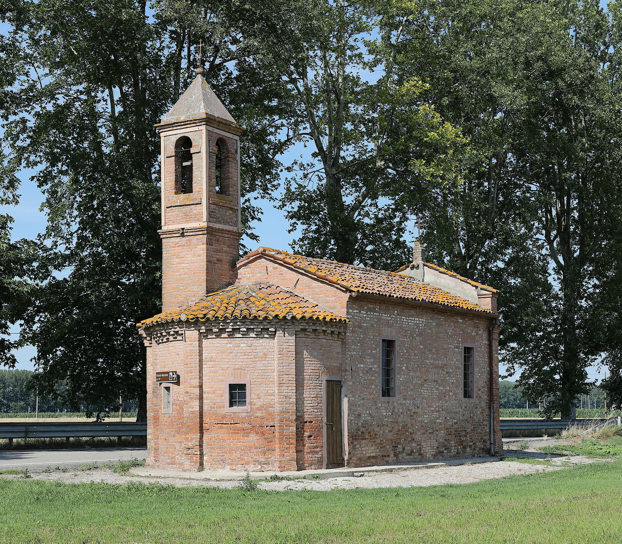Ponte Rodoni (fe) - Oratorio Marzaiolo
