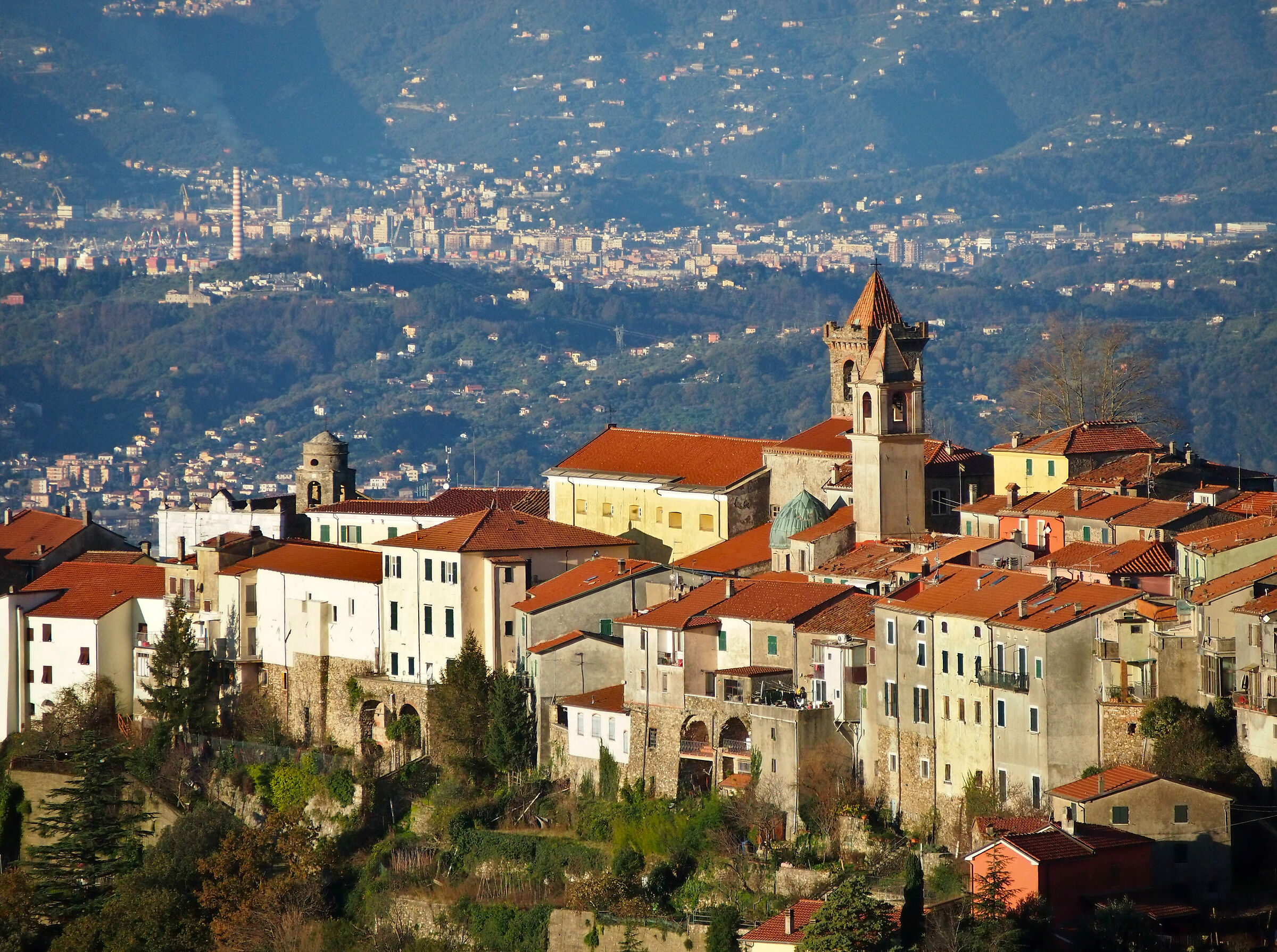 Fosdinovo and La Spezia