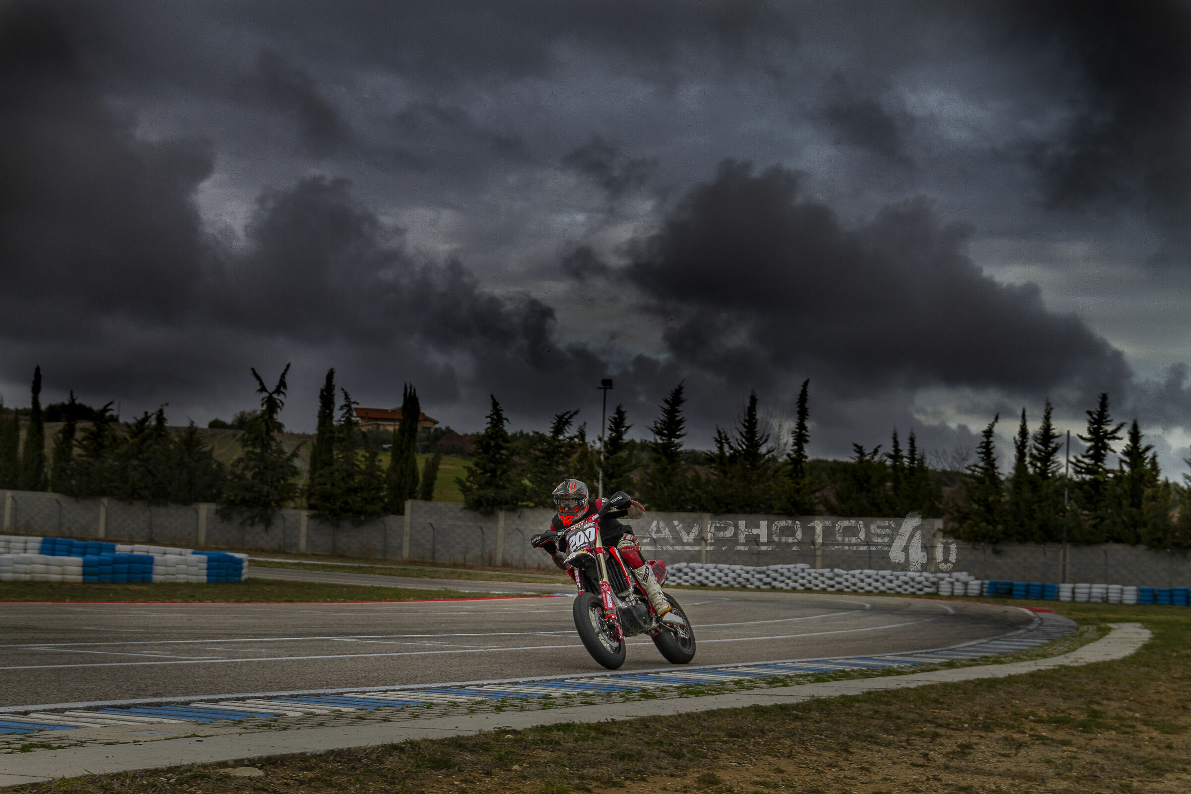 tempo di scappar via!