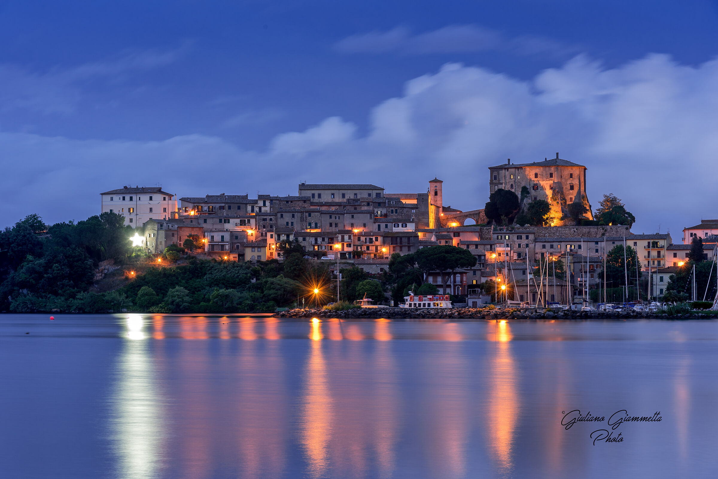 Cala la sera. Capodimonte - Lago di Bolsena