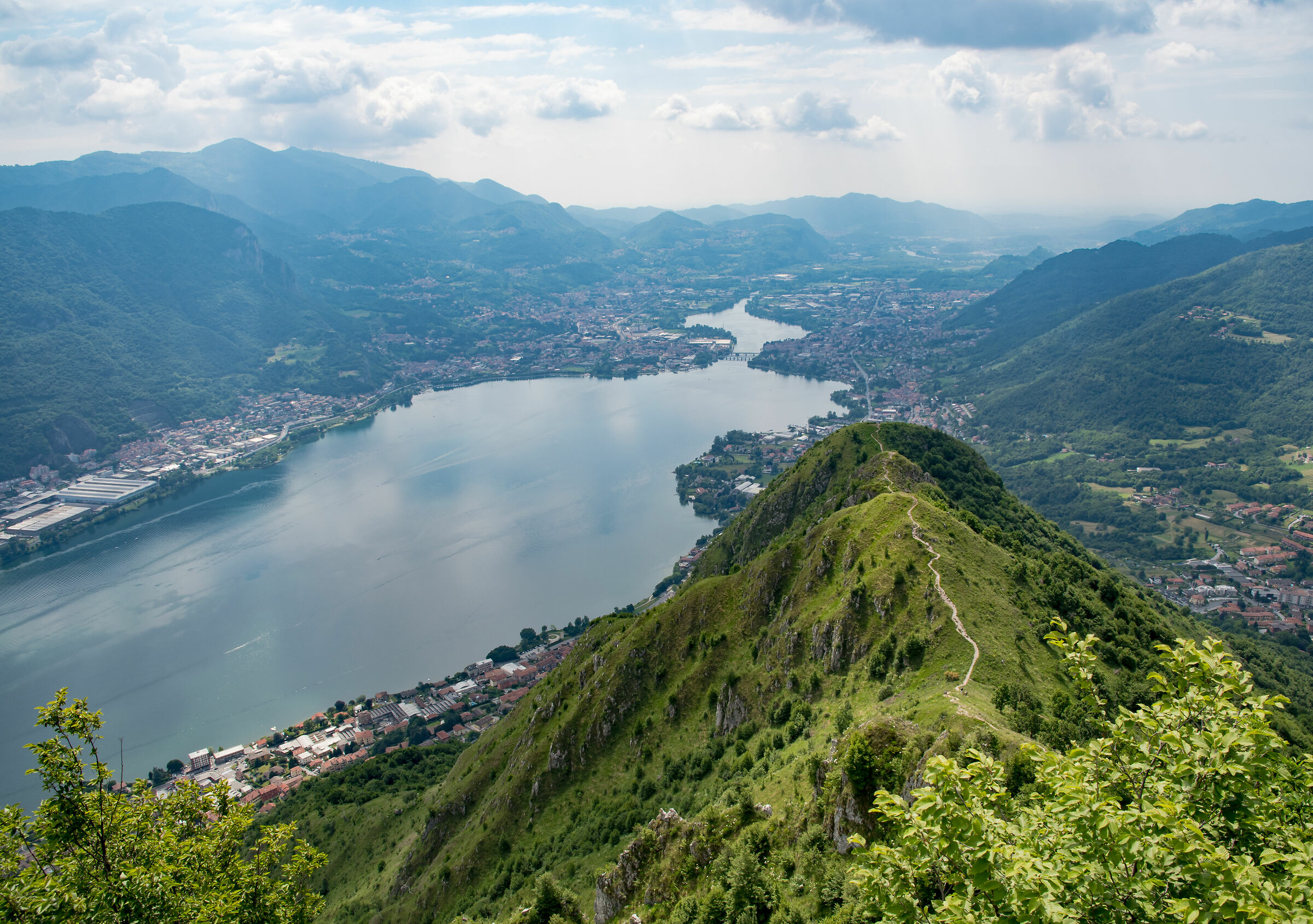 lago di Garlate visto dal Monte Barro