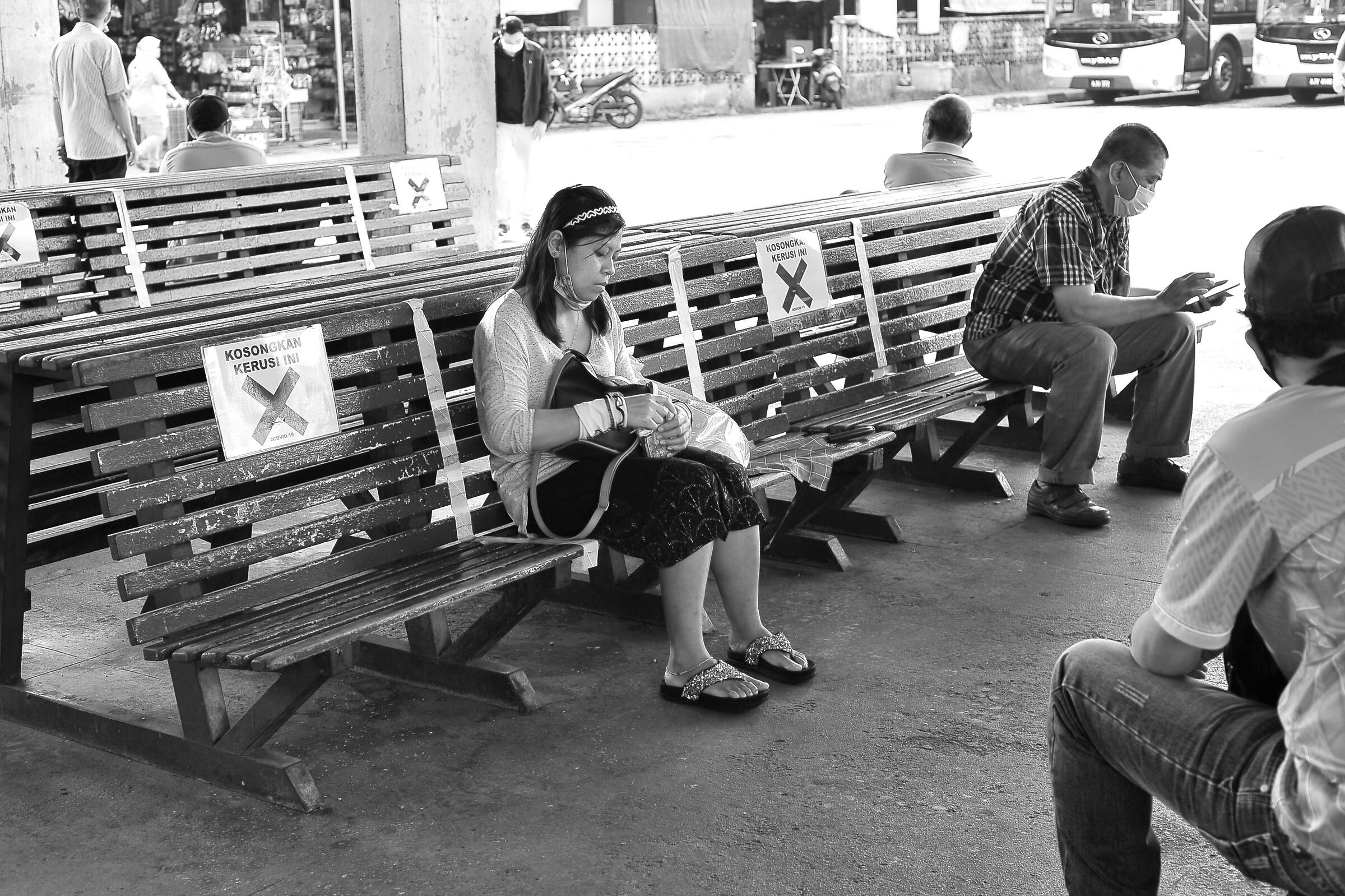Social distancing at a bus terminal - Covid19